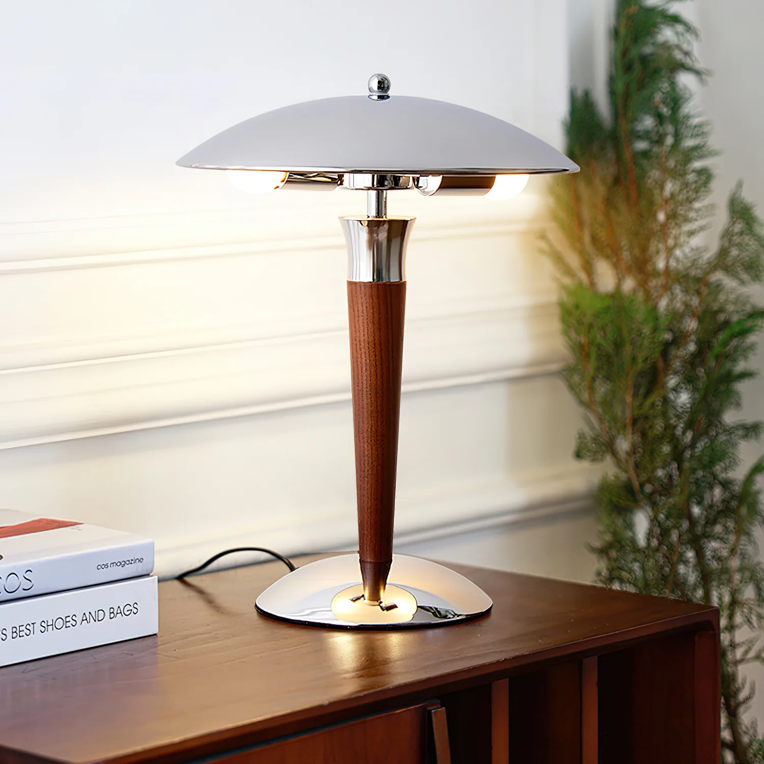 Helmet Table Lamp - Image 11