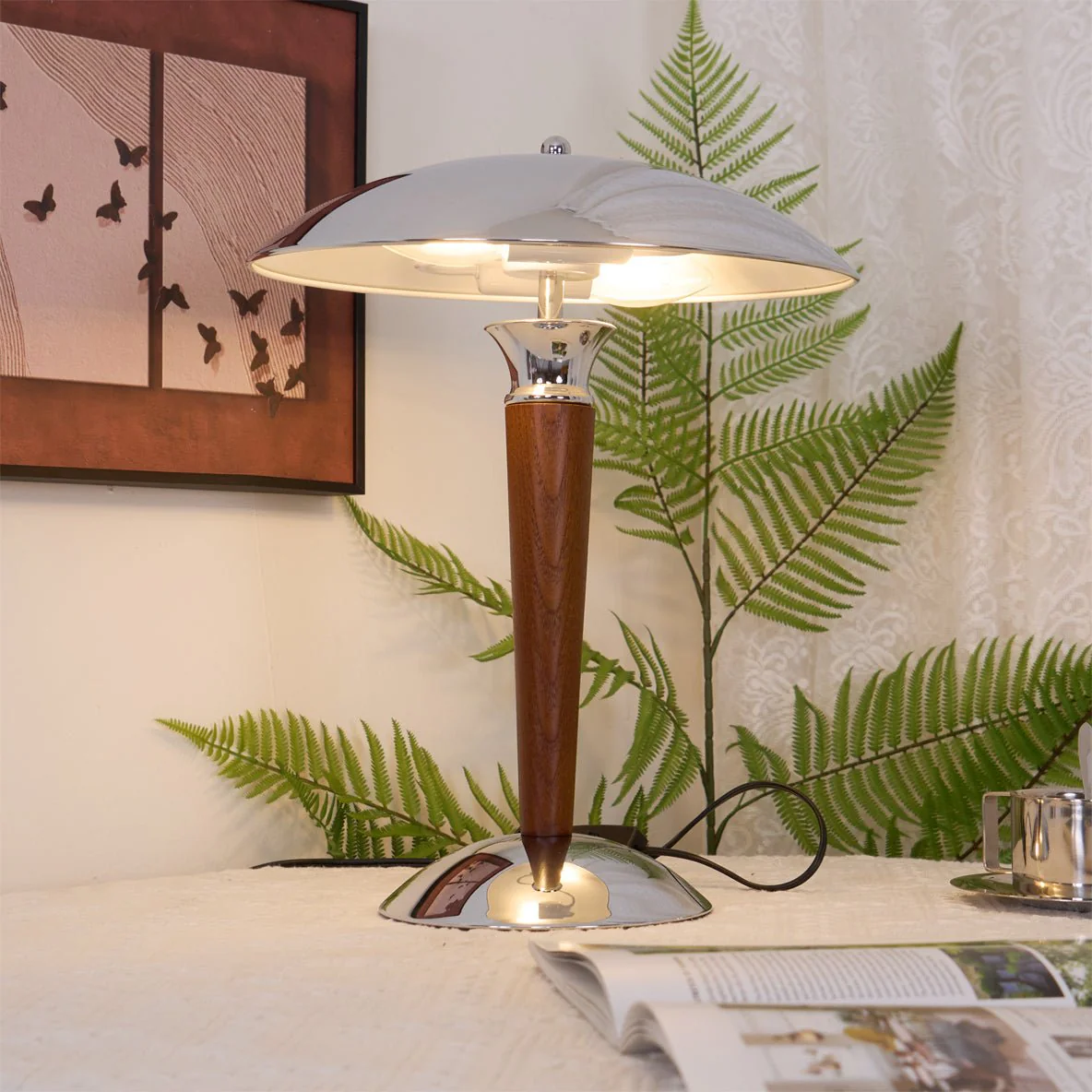 Helmet Table Lamp - Image 23