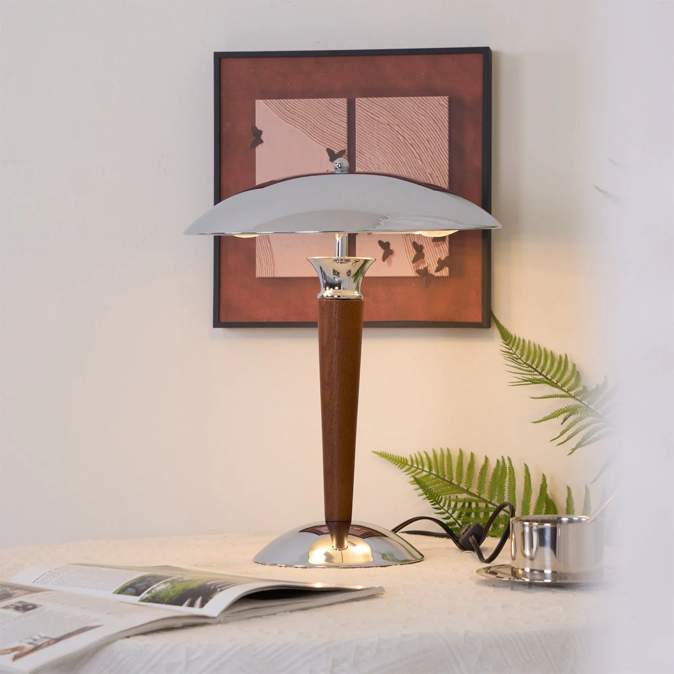 Helmet Table Lamp - Image 25