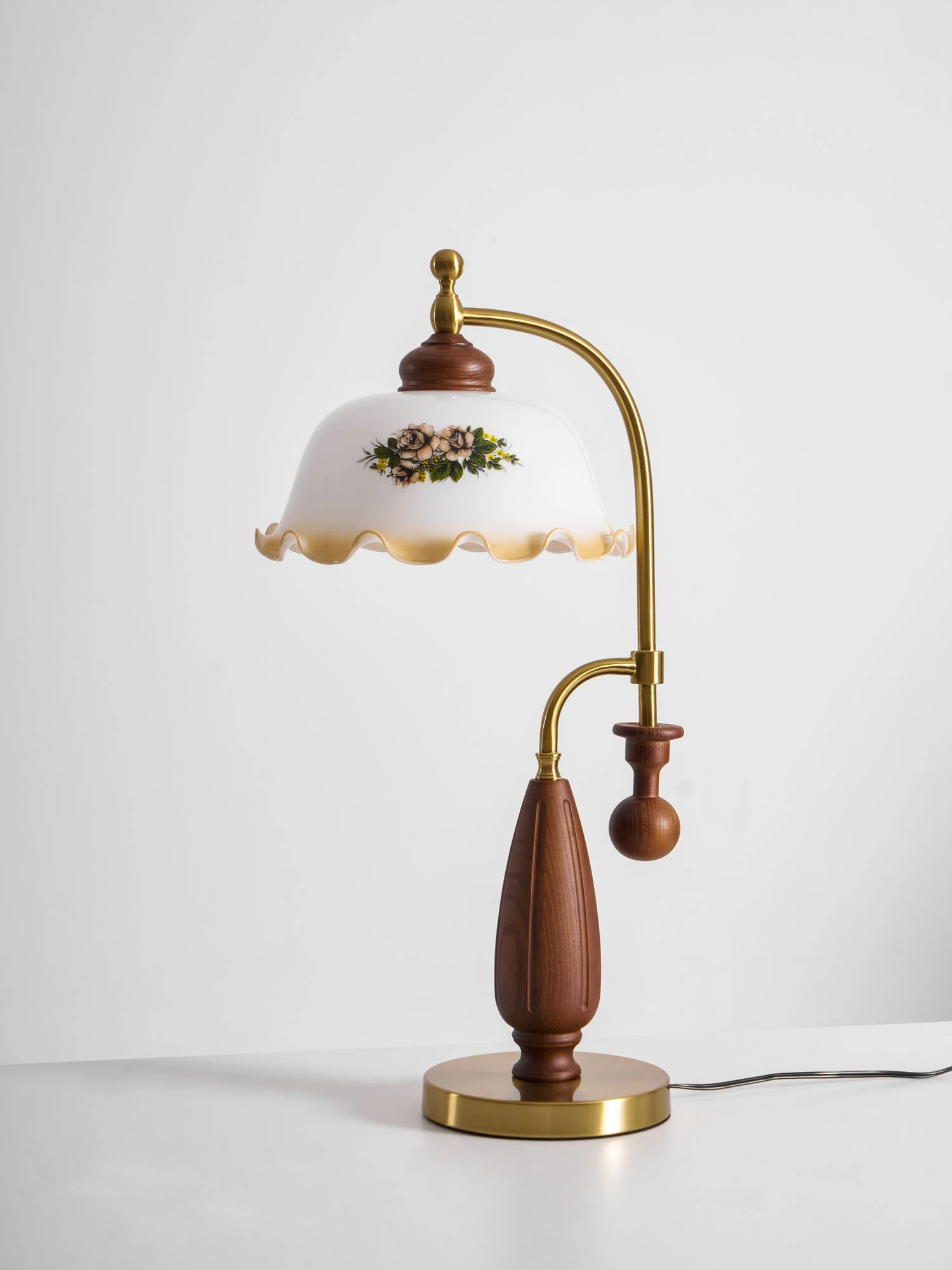 Heritage Bloom Table Lamp - Image 30