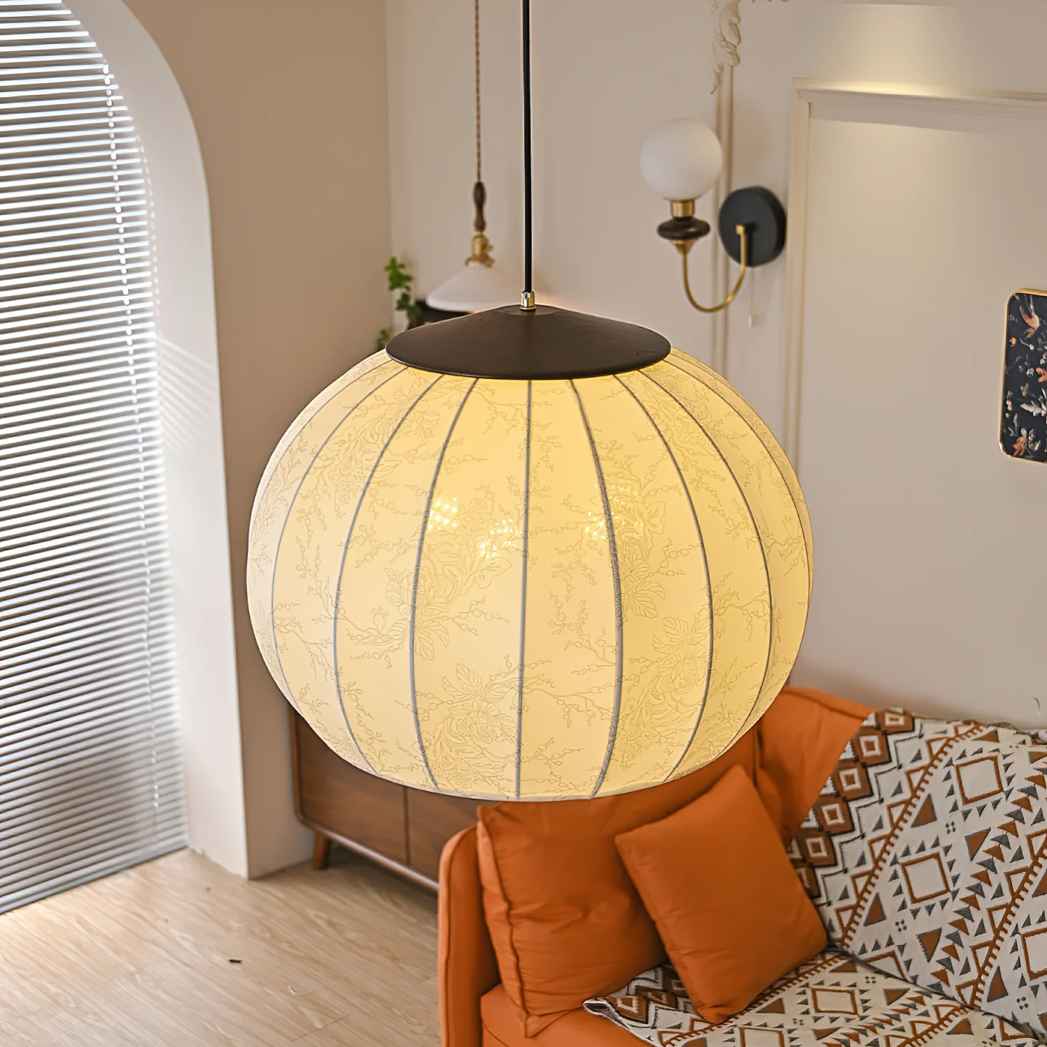 Heritage Lantern Pendant Lamp - Image 24