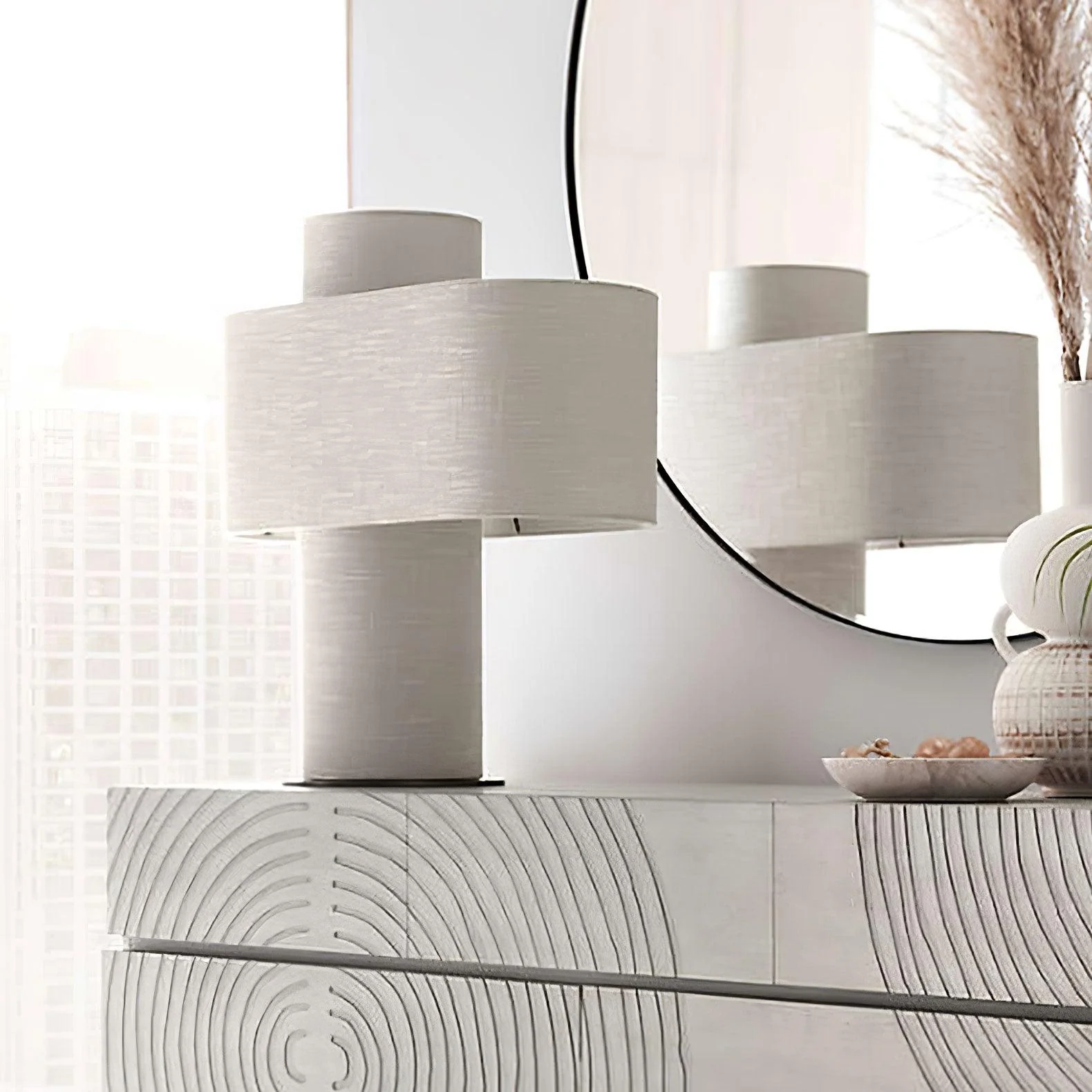 Heron Glowing Table Lamp - Image 8