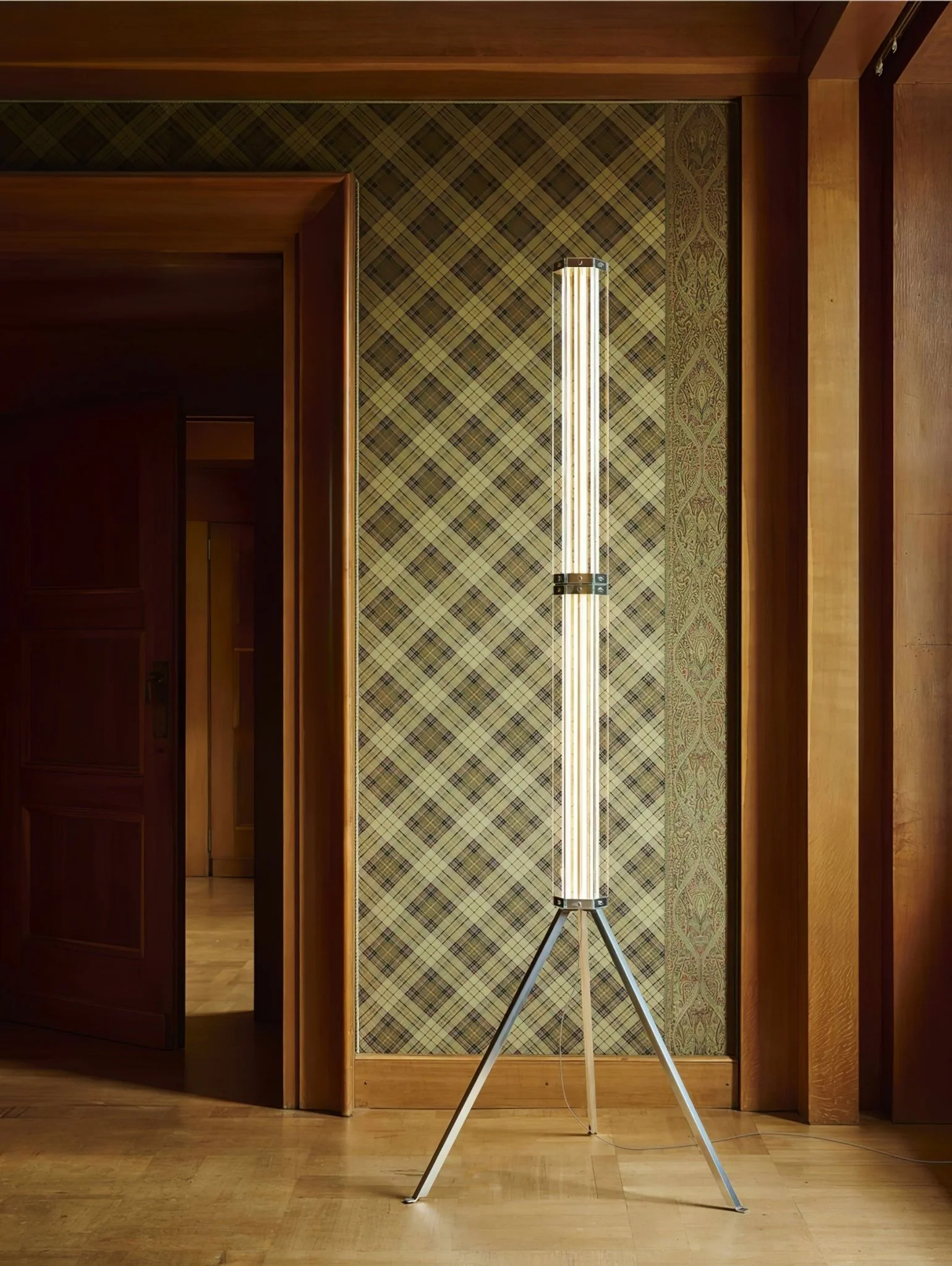 Hexagonal Glass Floor Lamp - Image 4