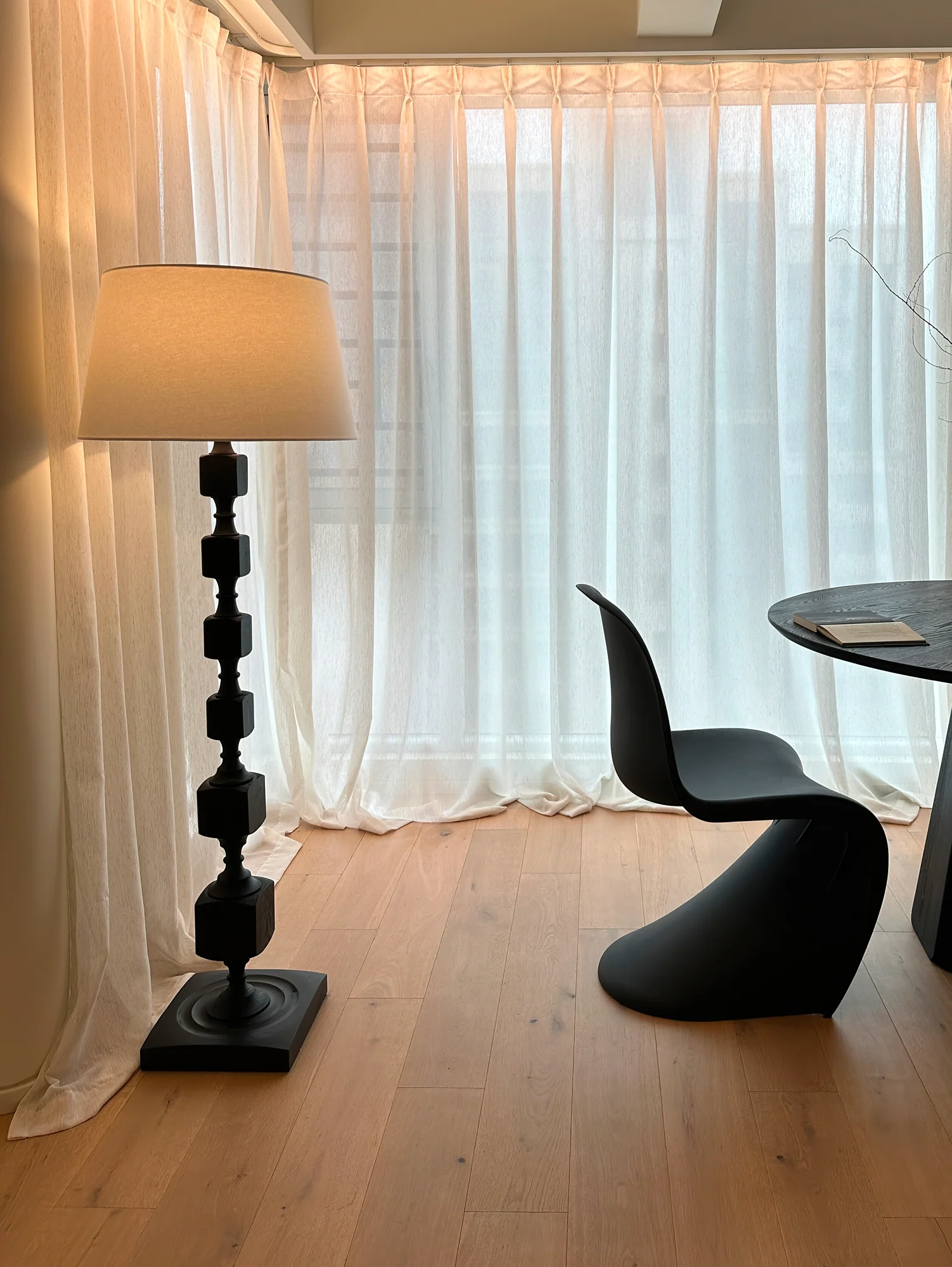 Hexas Floor Lamp - Image 18