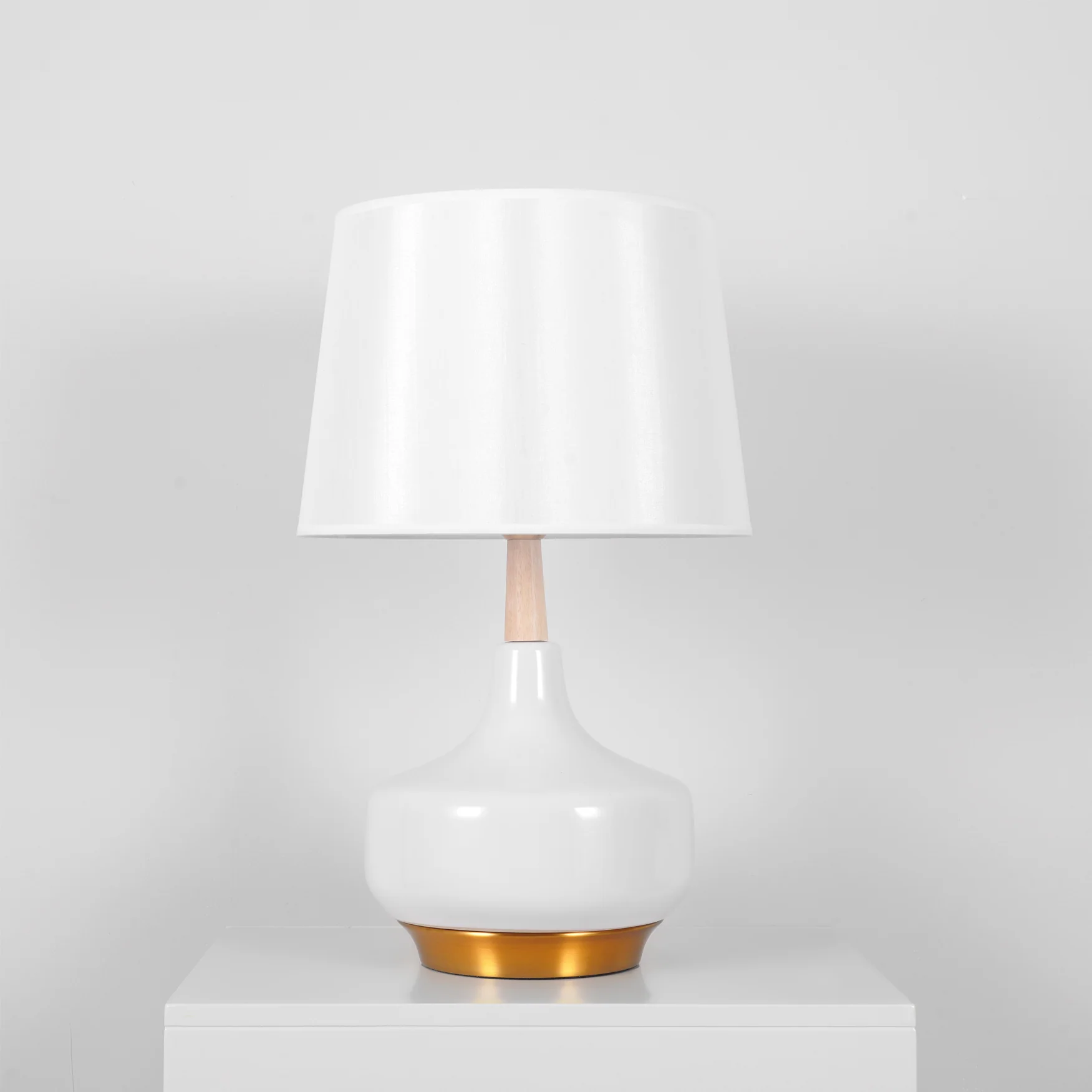 Hilo Table Lamp - Image 7