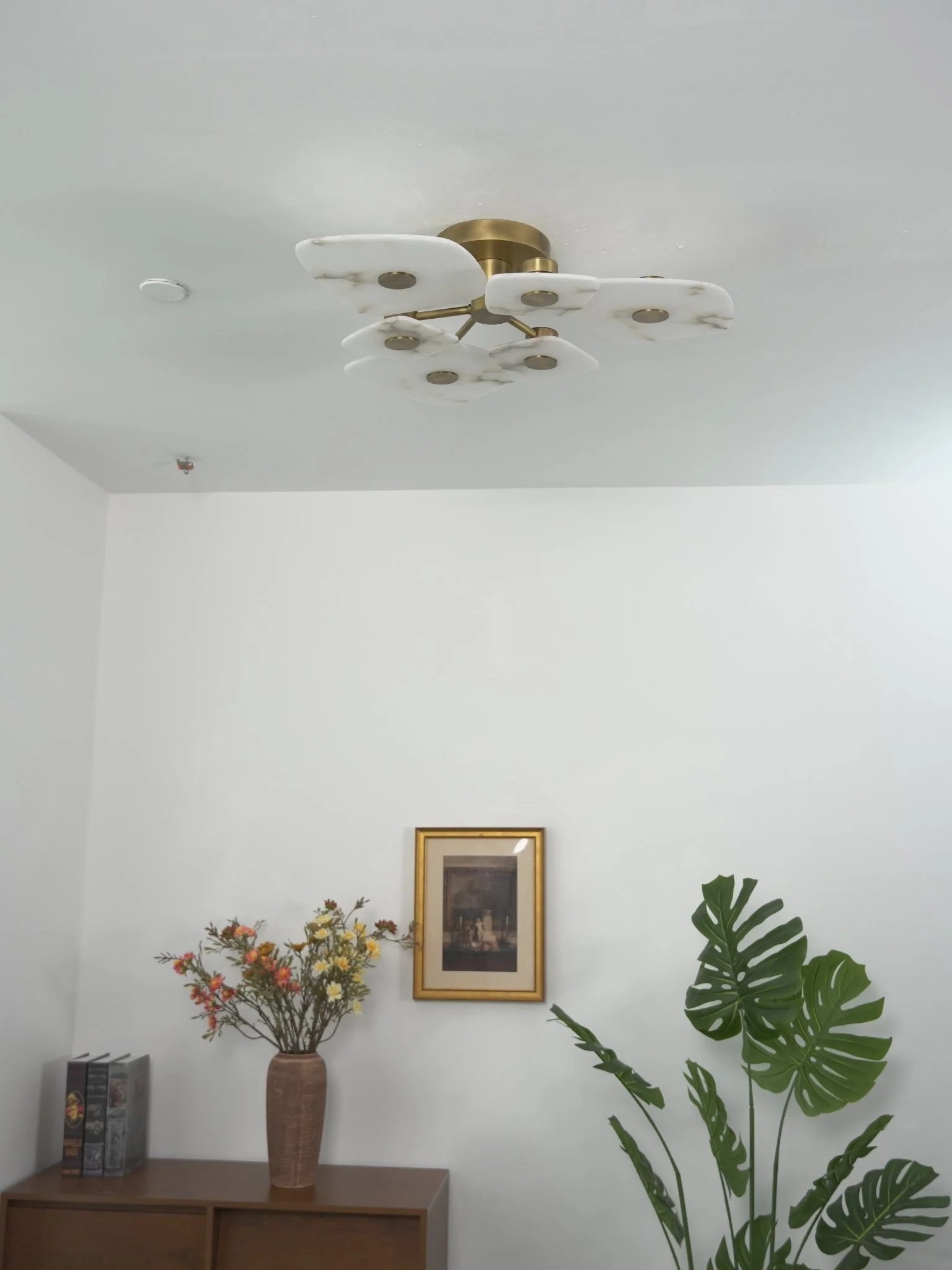 Holmdel Alabaster Ceiling Lamp - Image 22