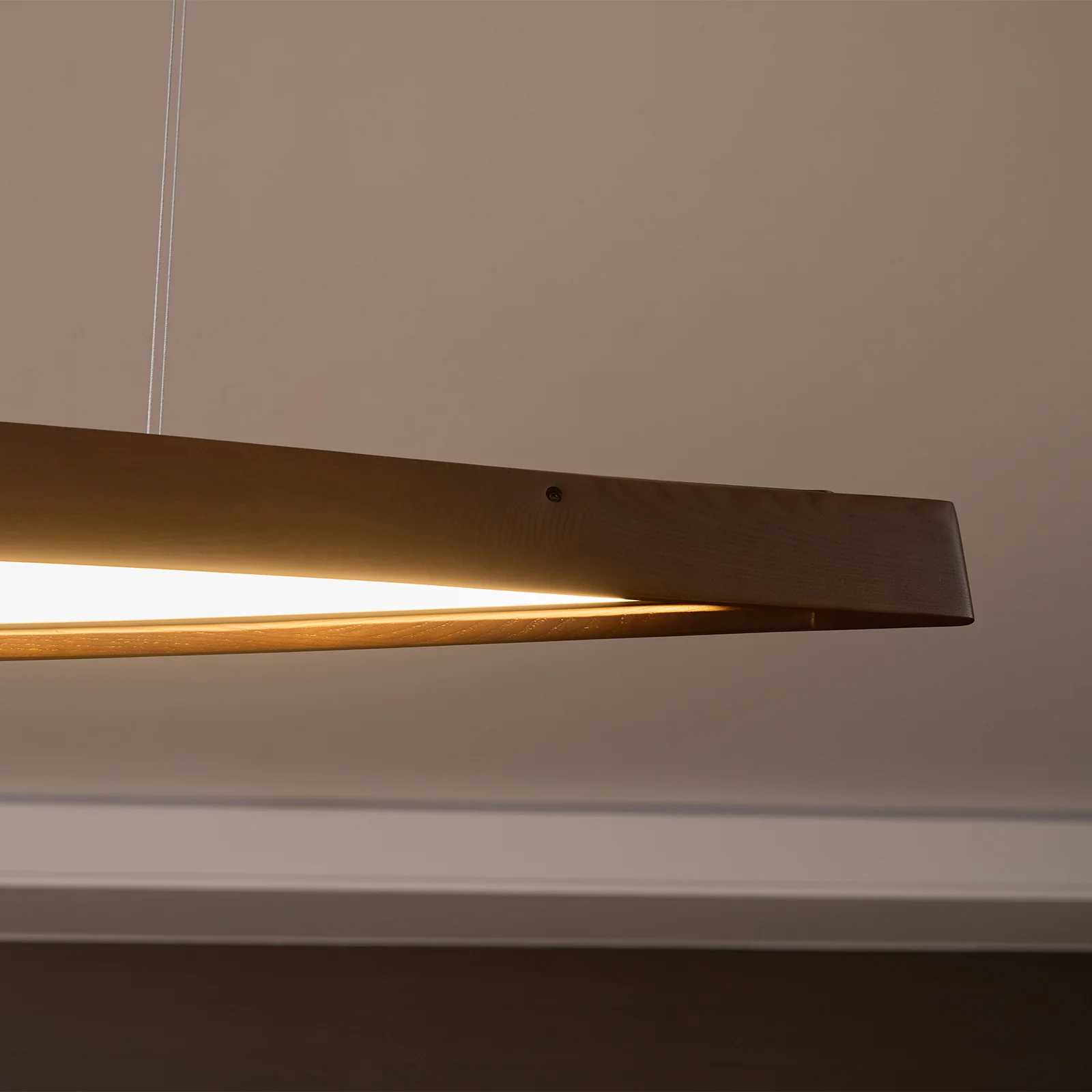 Horizon Linear Wood Pendant Lamp - Image 32