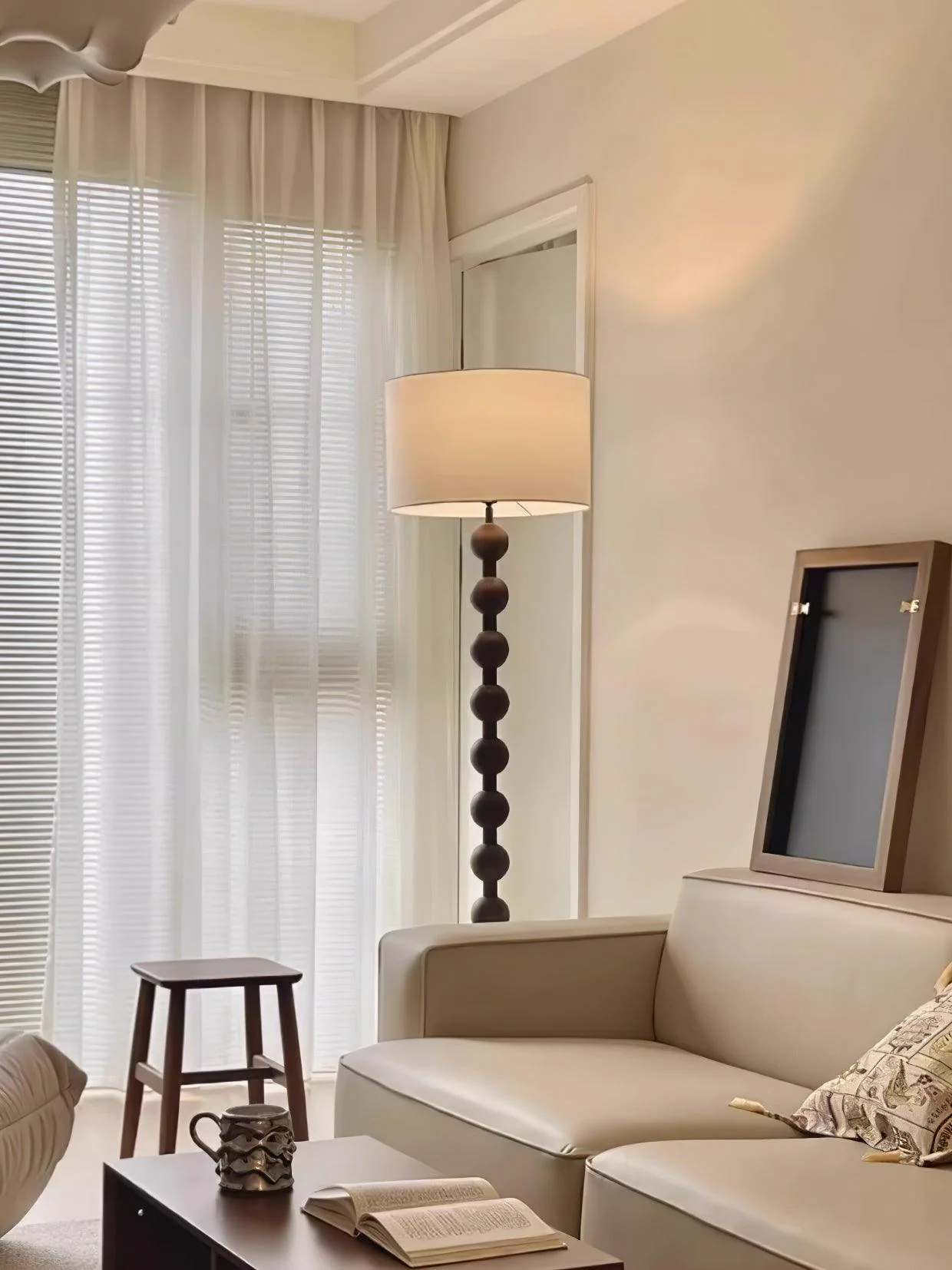 Hugo Barbell Floor Lamp - Image 27