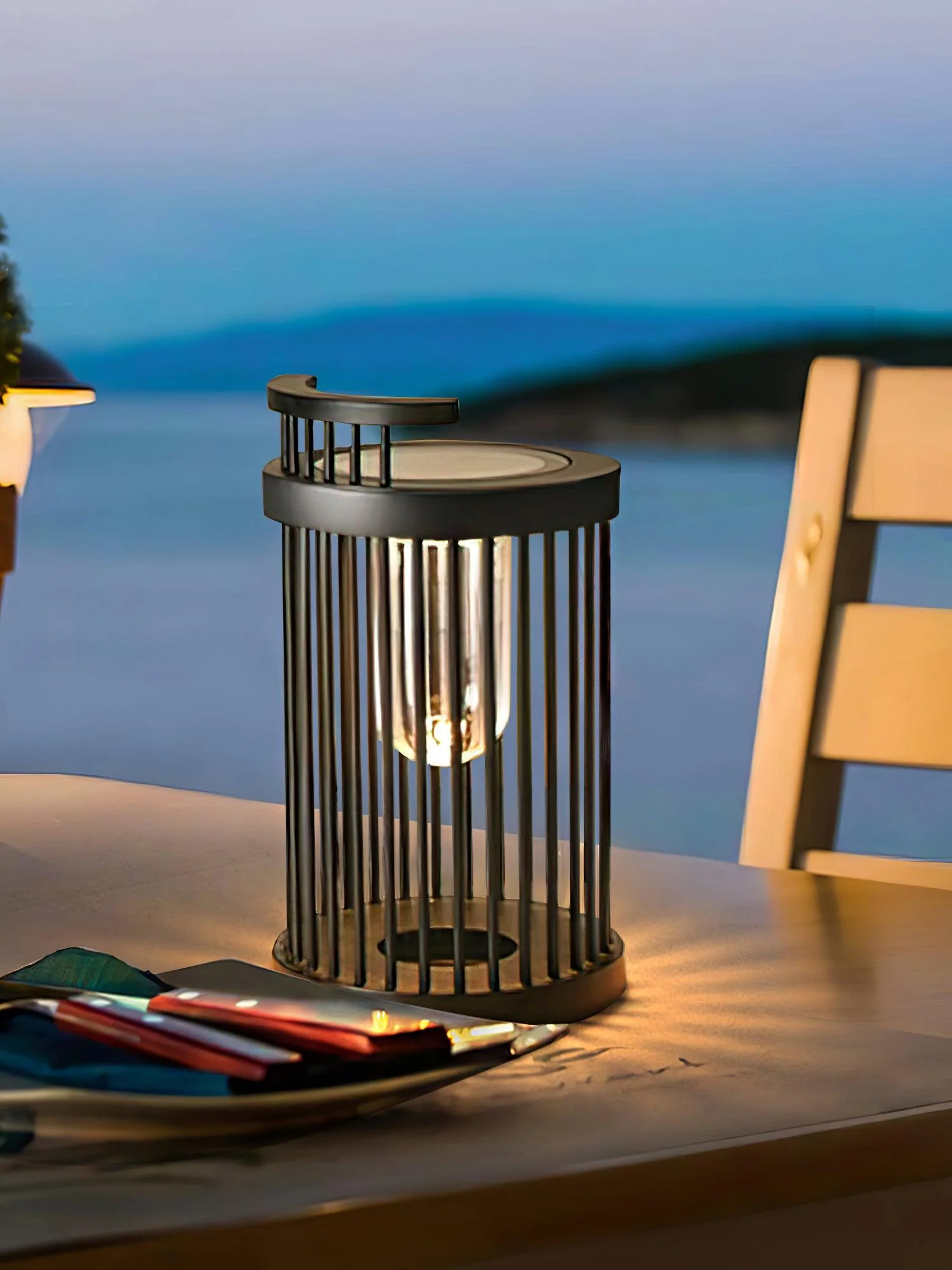 Hurricane Ruhlmann Outdoor Light - Image 9
