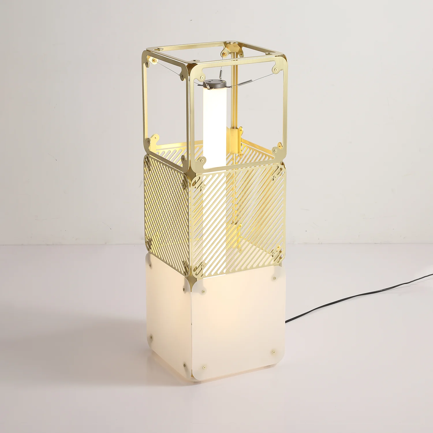 Hyperqube Floor Lamp - Image 8