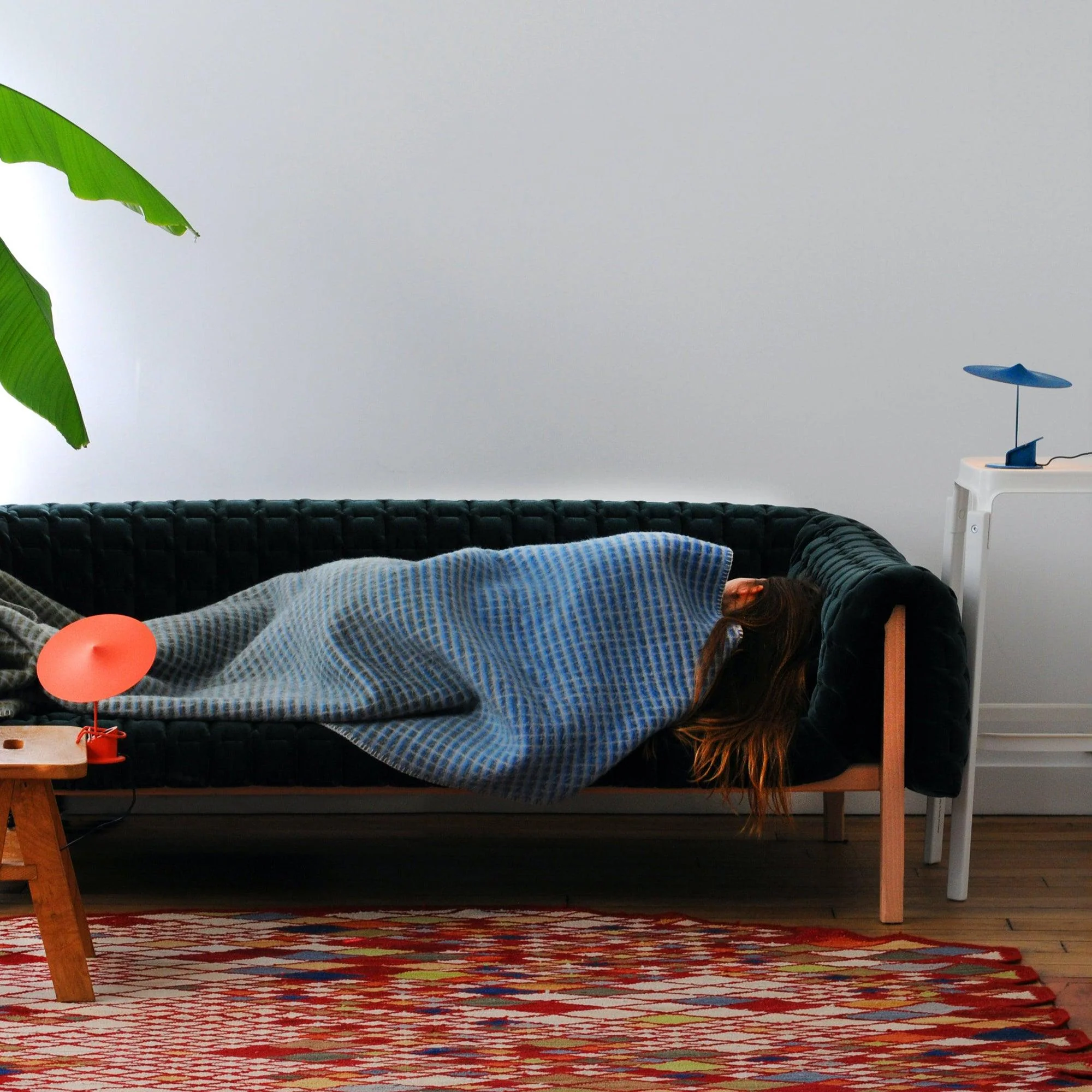 Ile Table Lamp - Image 11