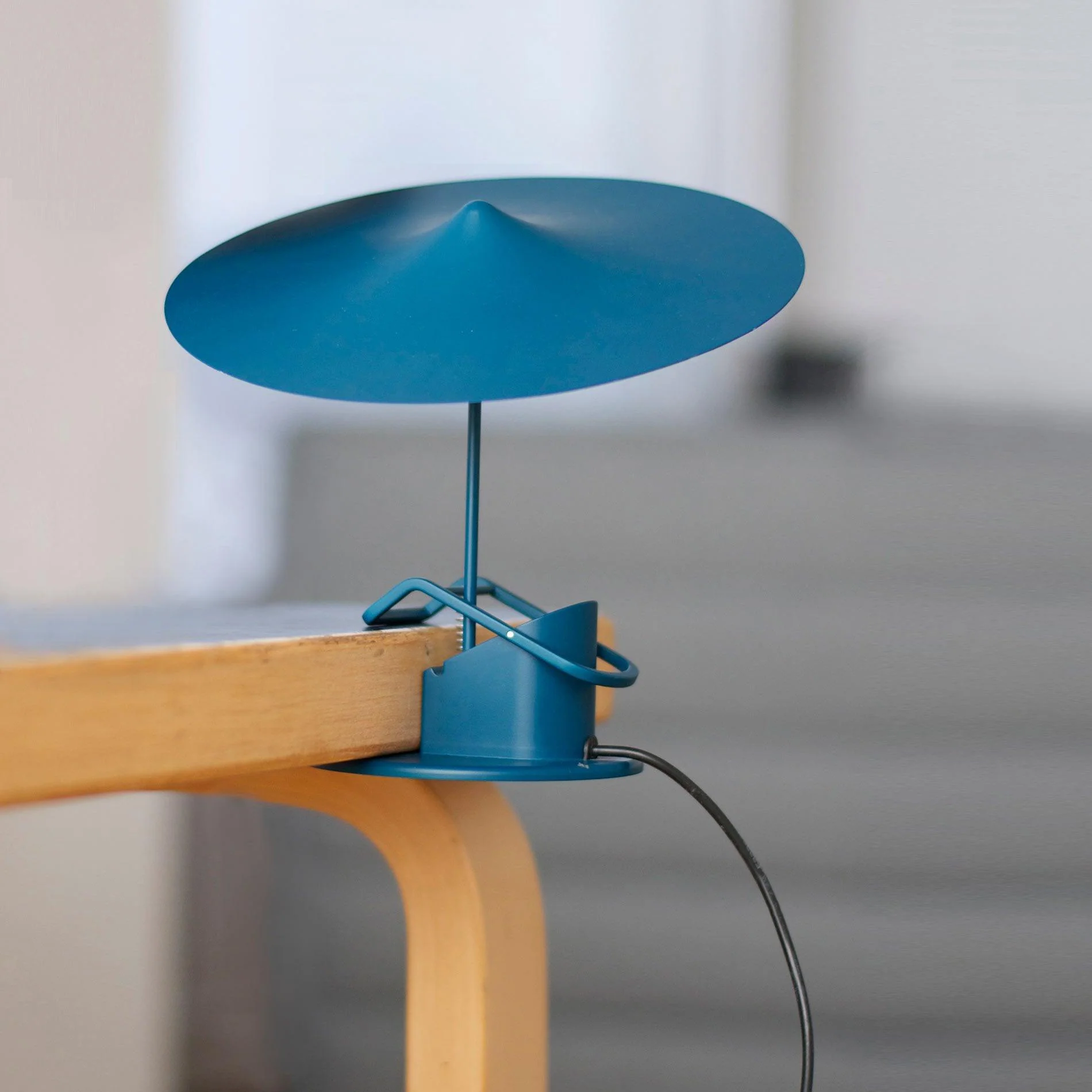 Ile Table Lamp - Image 16