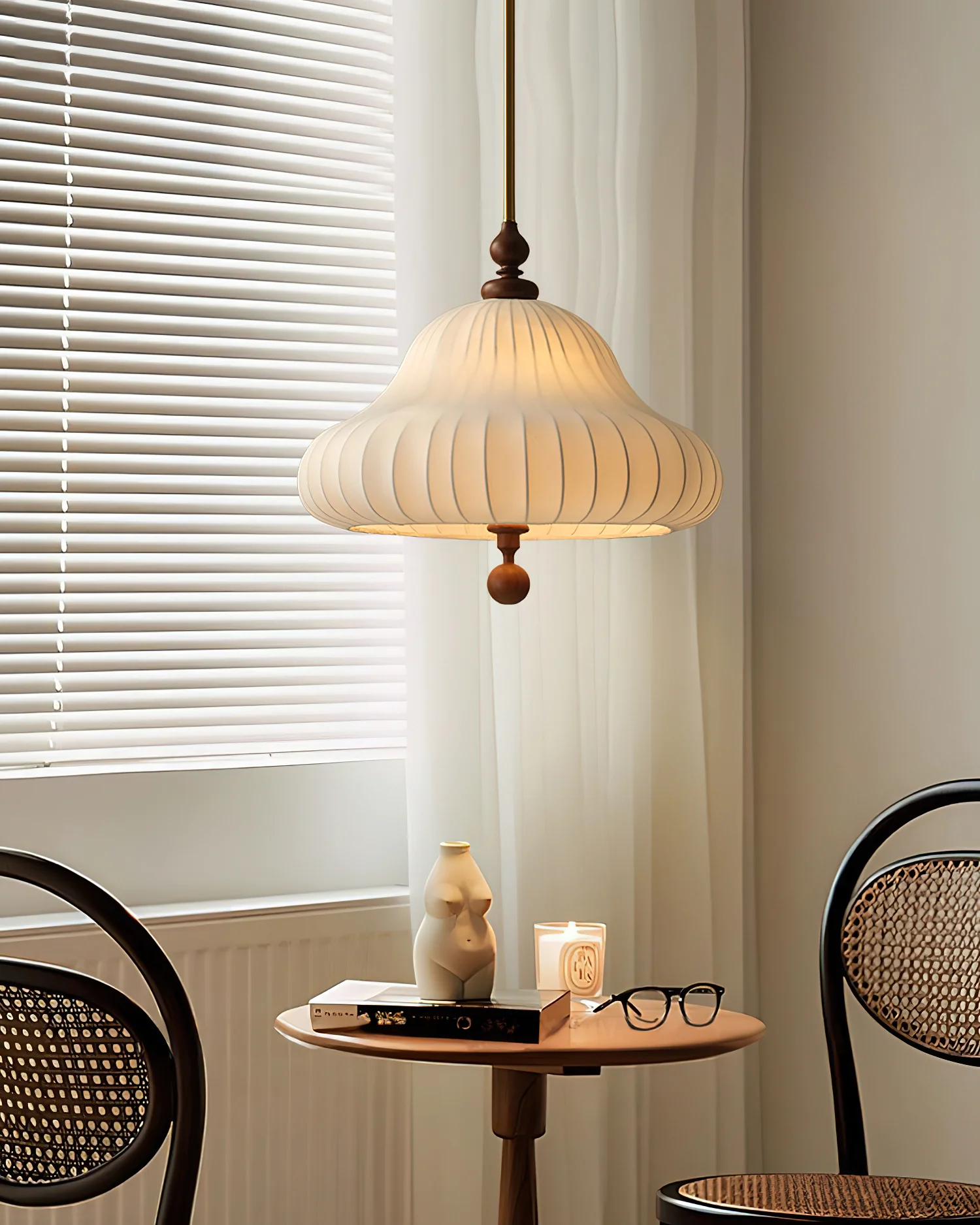 Isabella Bloom Pendant Light - Image 2