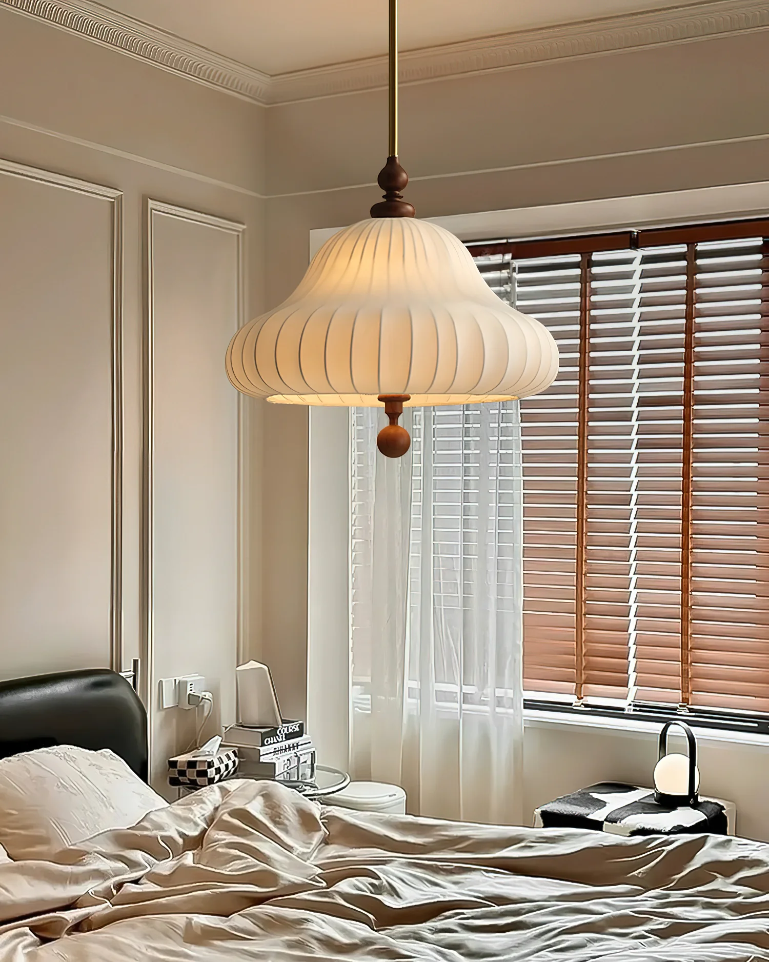 Isabella Bloom Pendant Light - Image 7