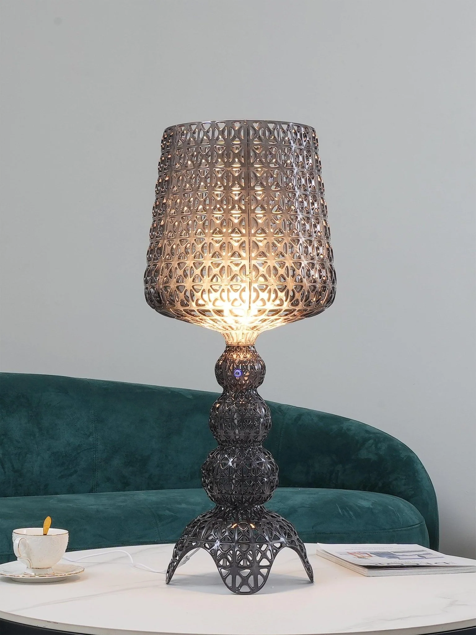 Kabuki Table Lamp - Image 10