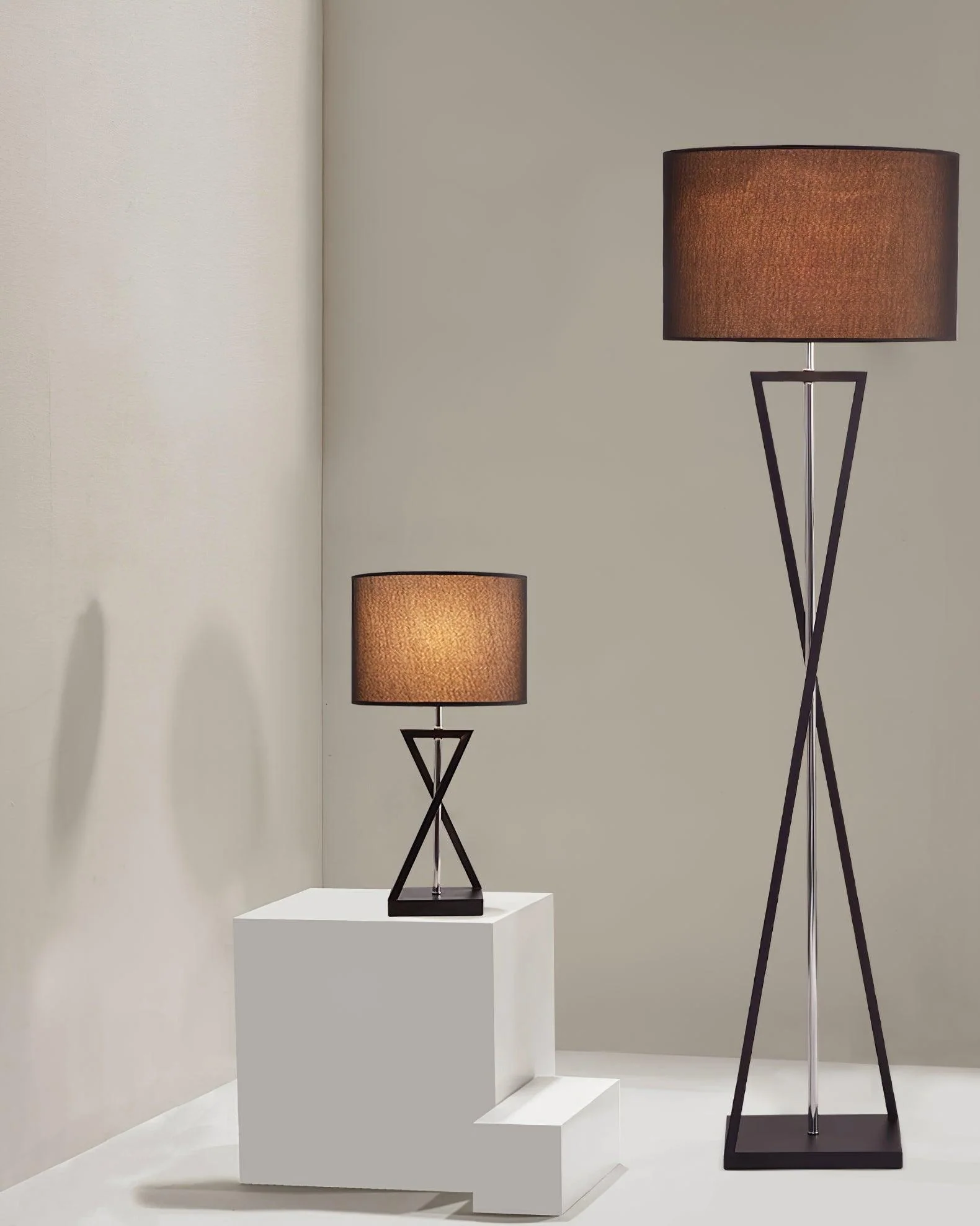 Kaden Black Floor Lamp - Image 17