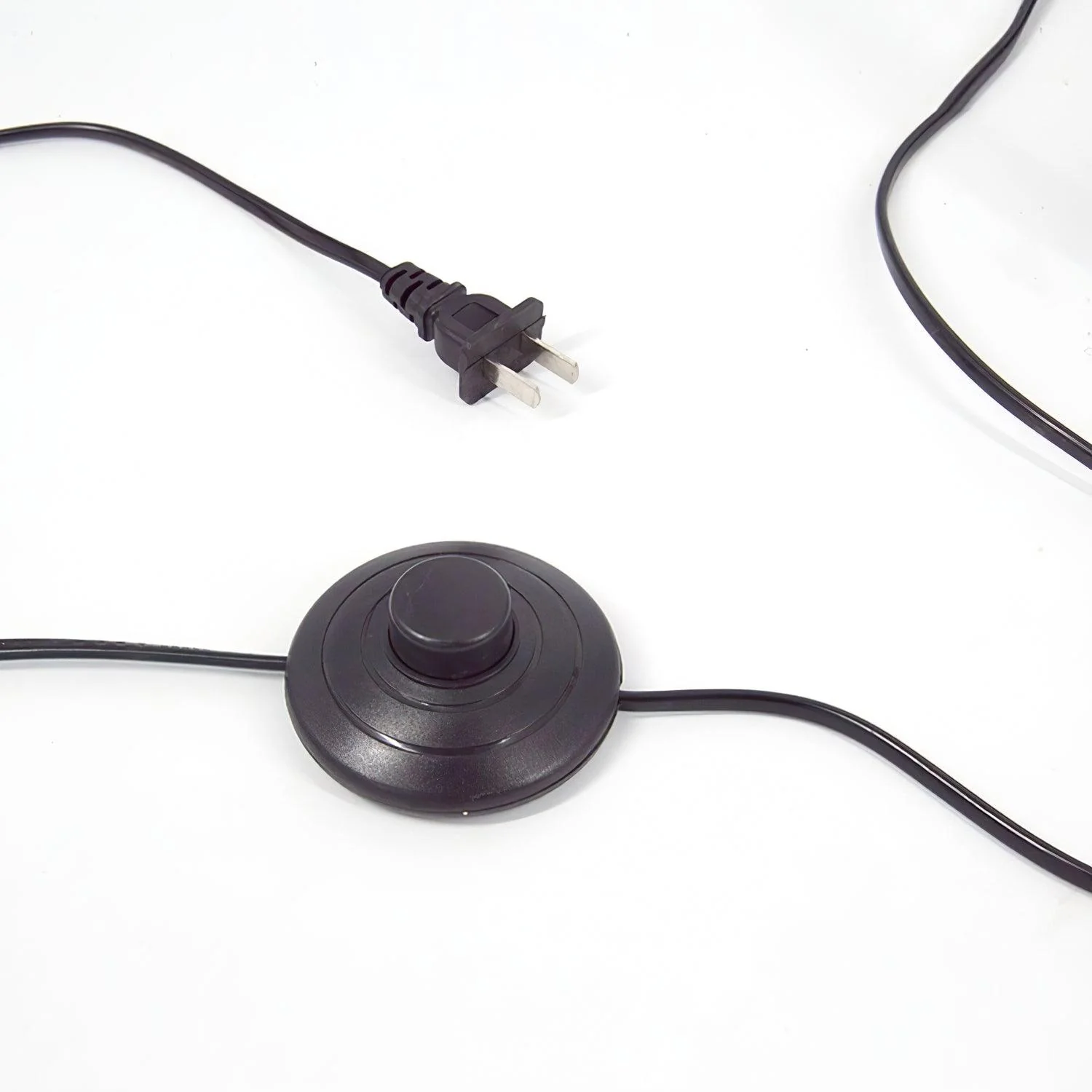 Kaden Black Floor Lamp - Image 24