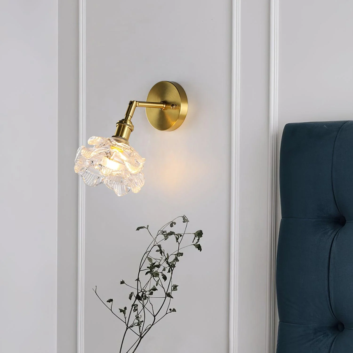 Kano Brass Wall Lamp - Image 3