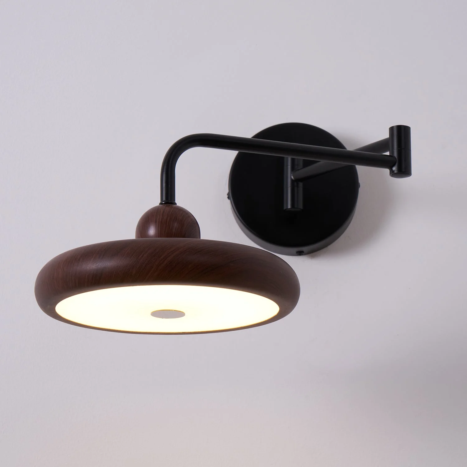 Karlin Wall Light - Image 16