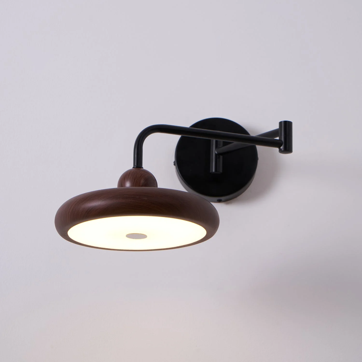 Karlin Wall Light - Image 18