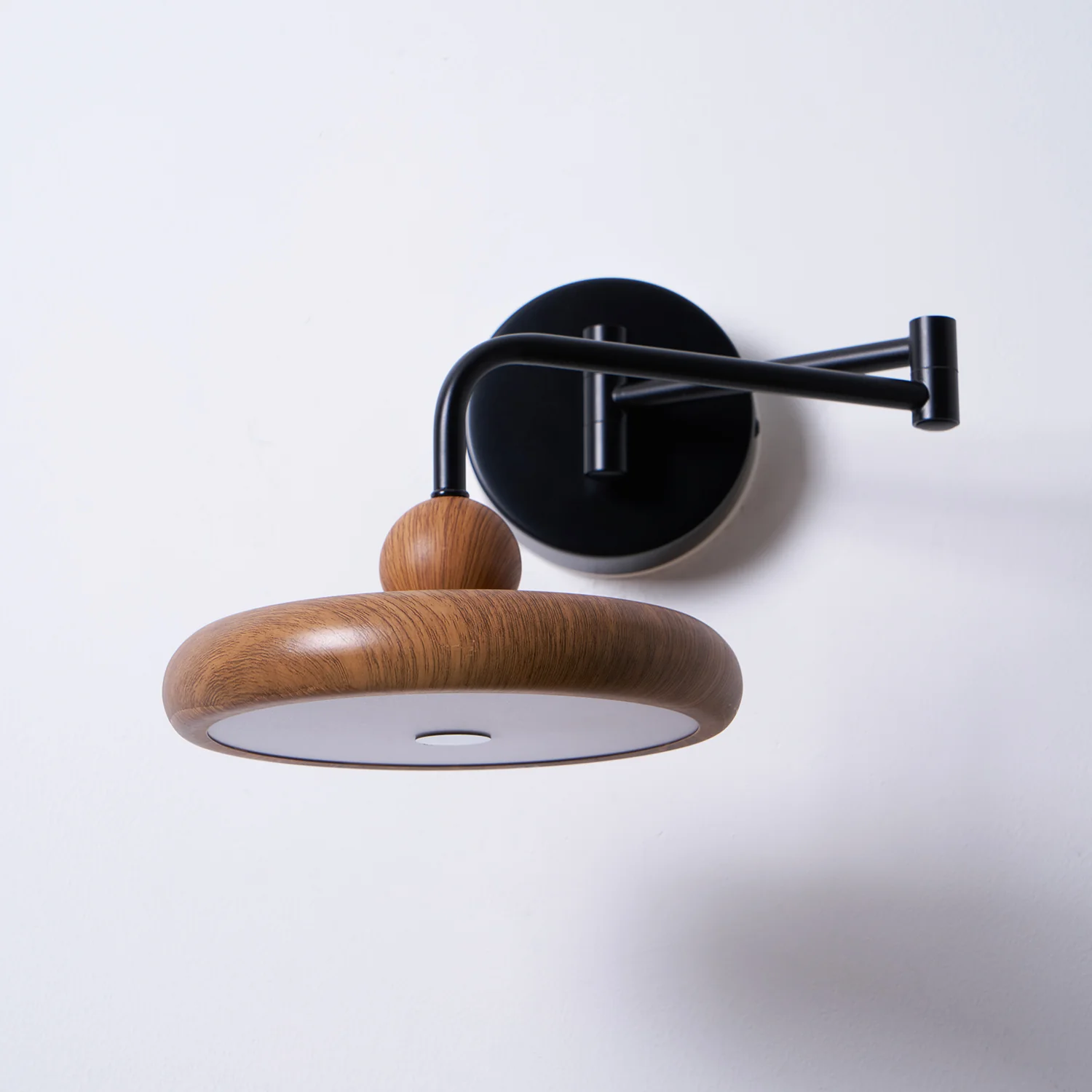 Karlin Wall Light - Image 41