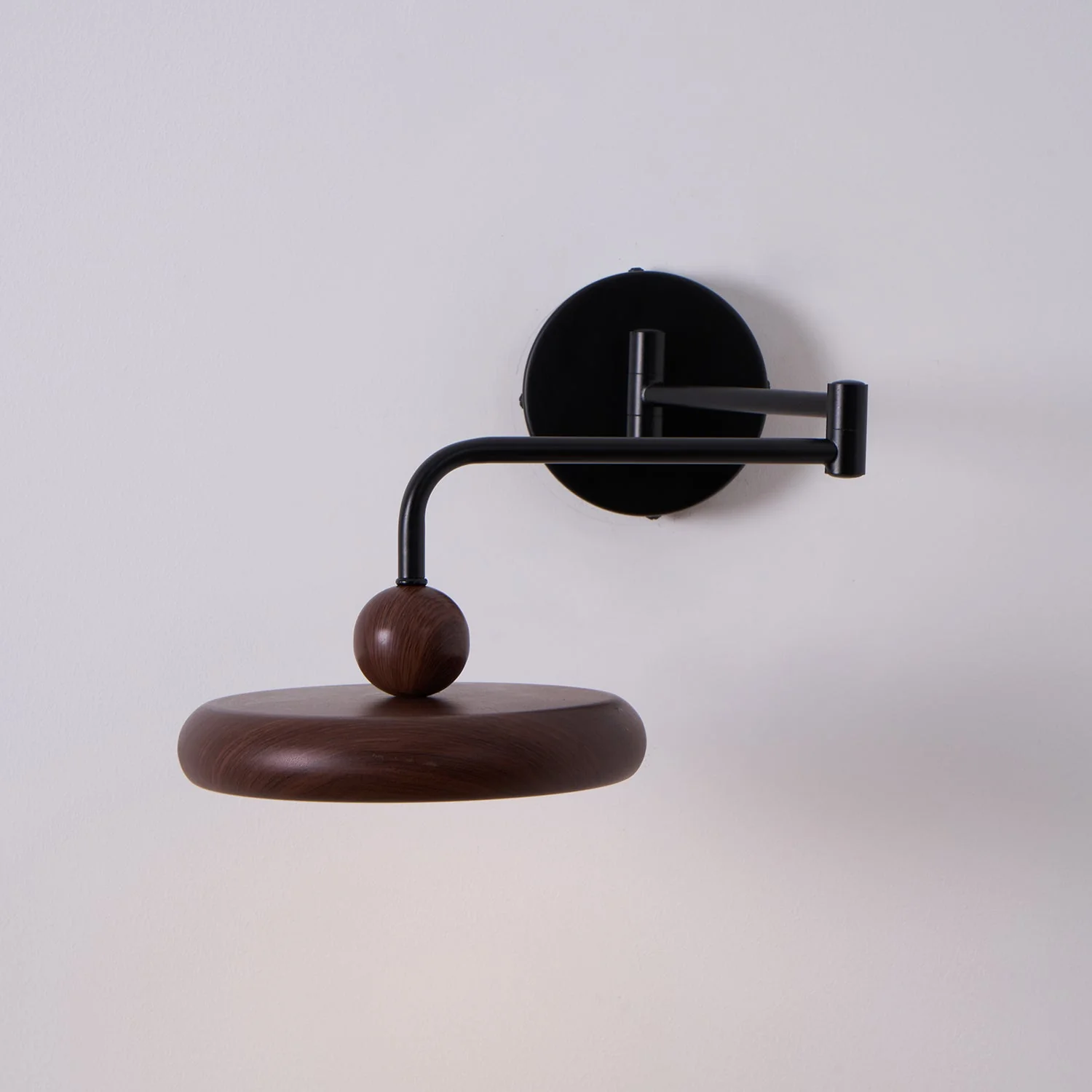Karlin Wall Light - Image 6