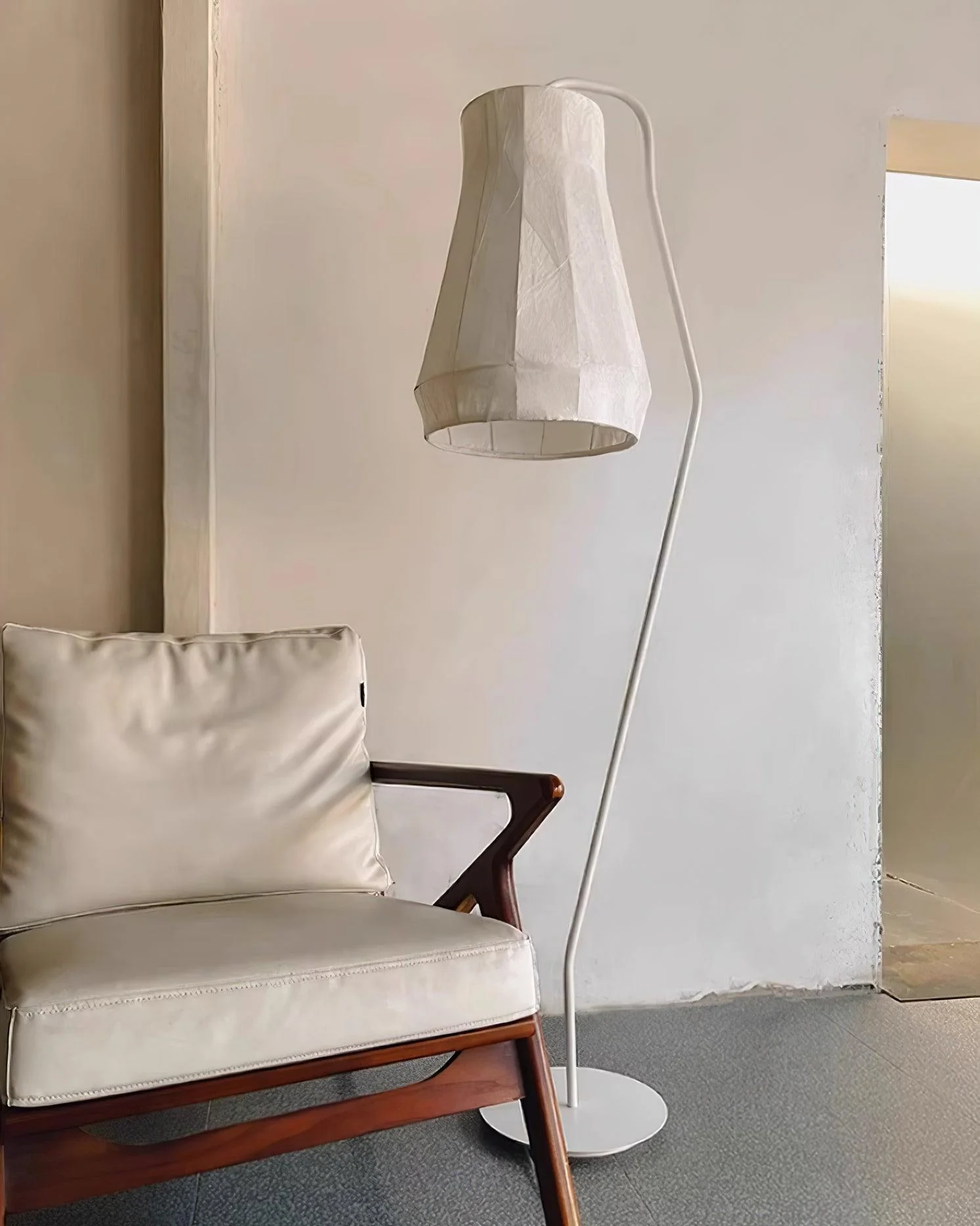 Karman Floor Lamp - Image 12
