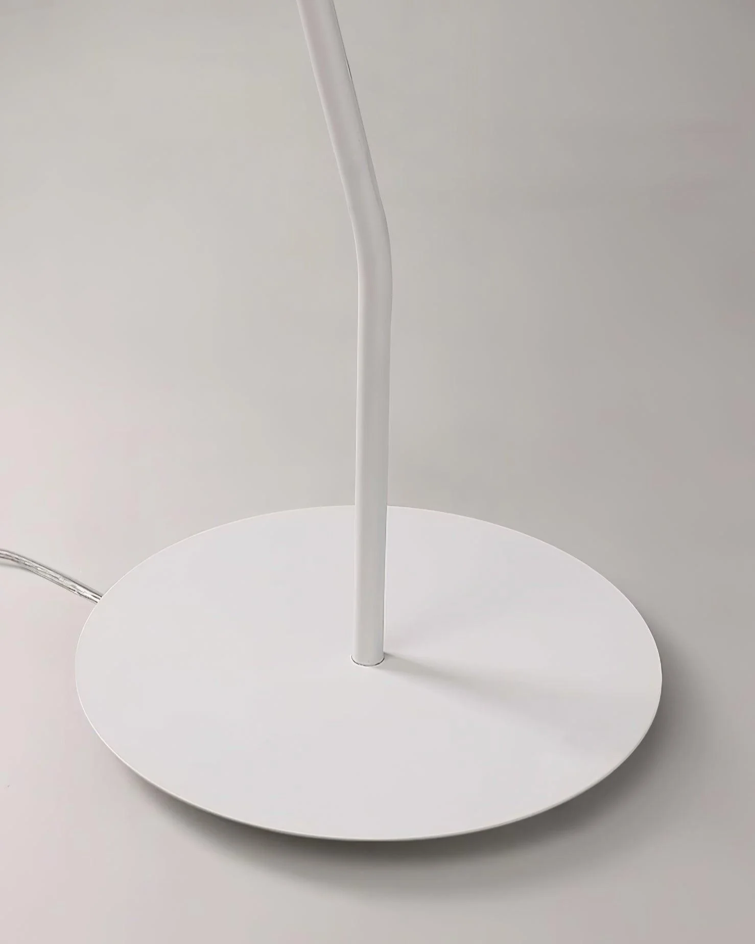 Karman Floor Lamp - Image 16