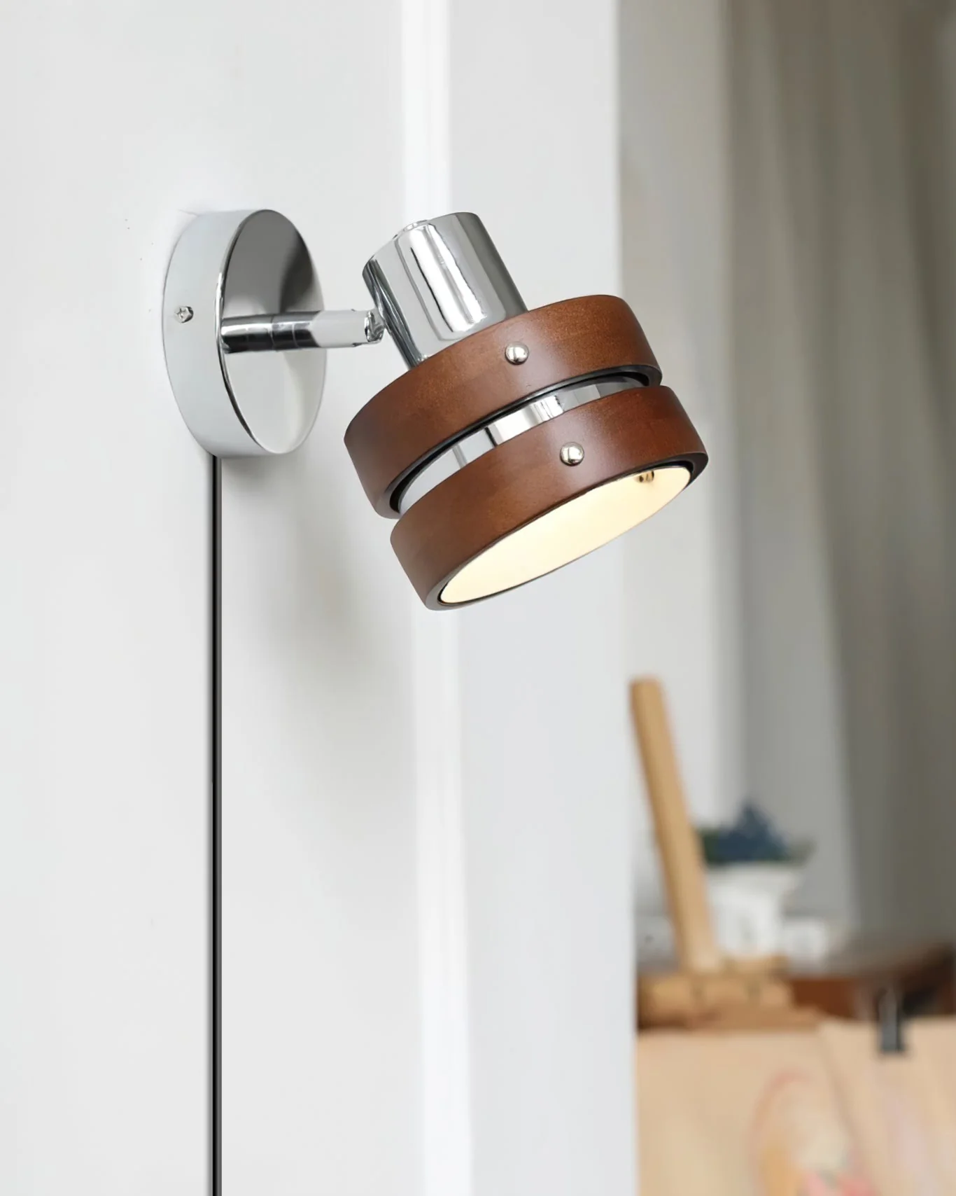 Karry Plug-in Wall Lamp - Image 9