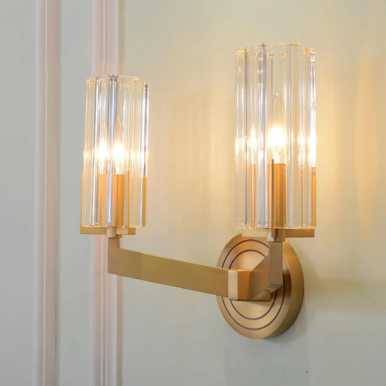 Kayla Brass Wall Lamp - Image 15