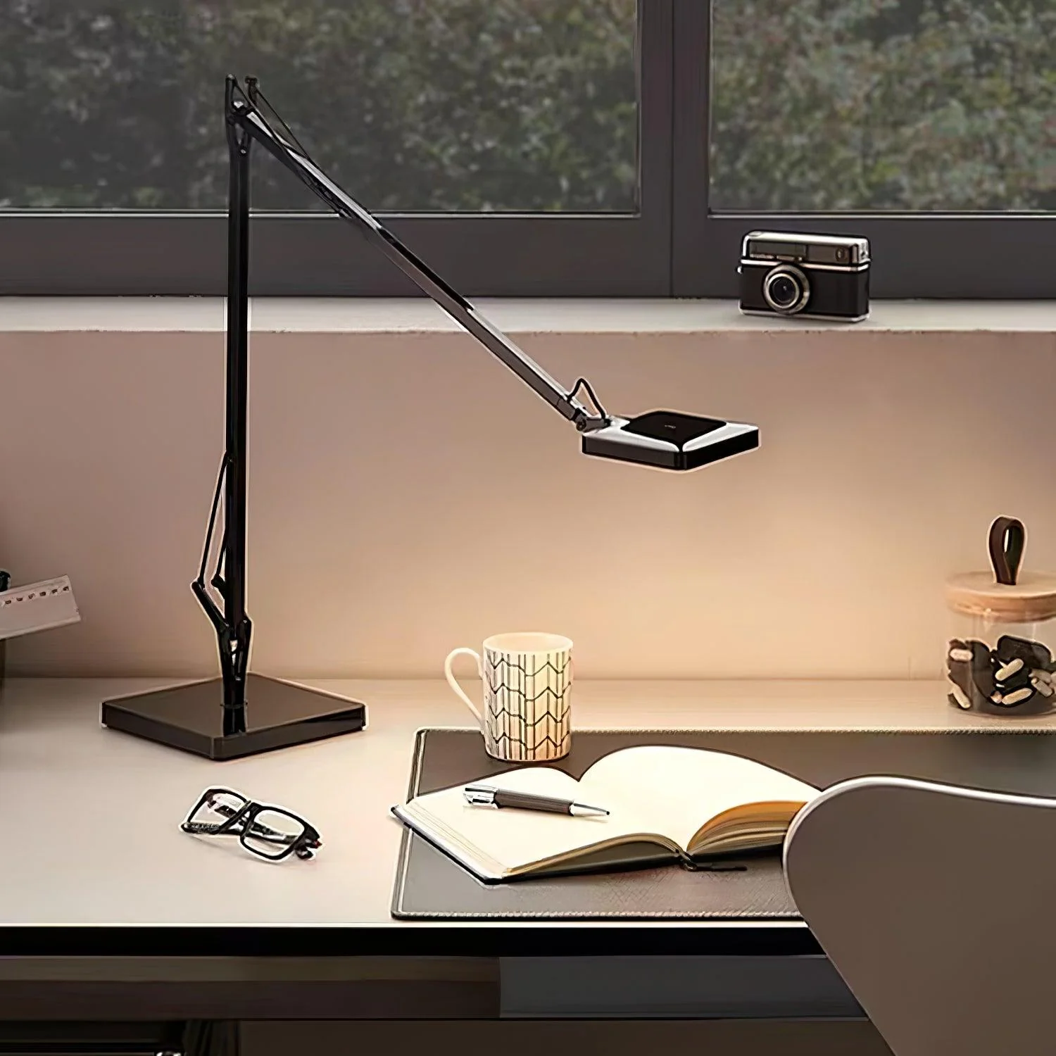 Edge Table Lamp - Image 21