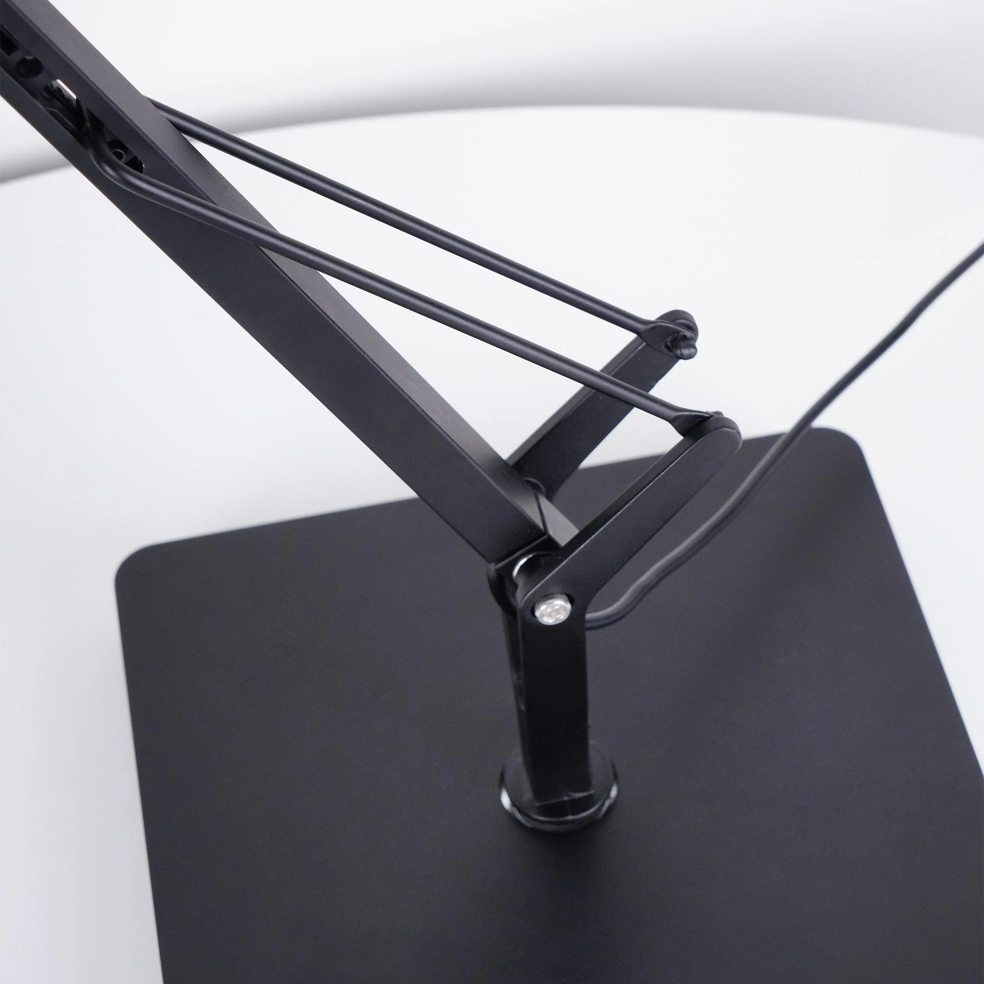 Edge Table Lamp - Image 41