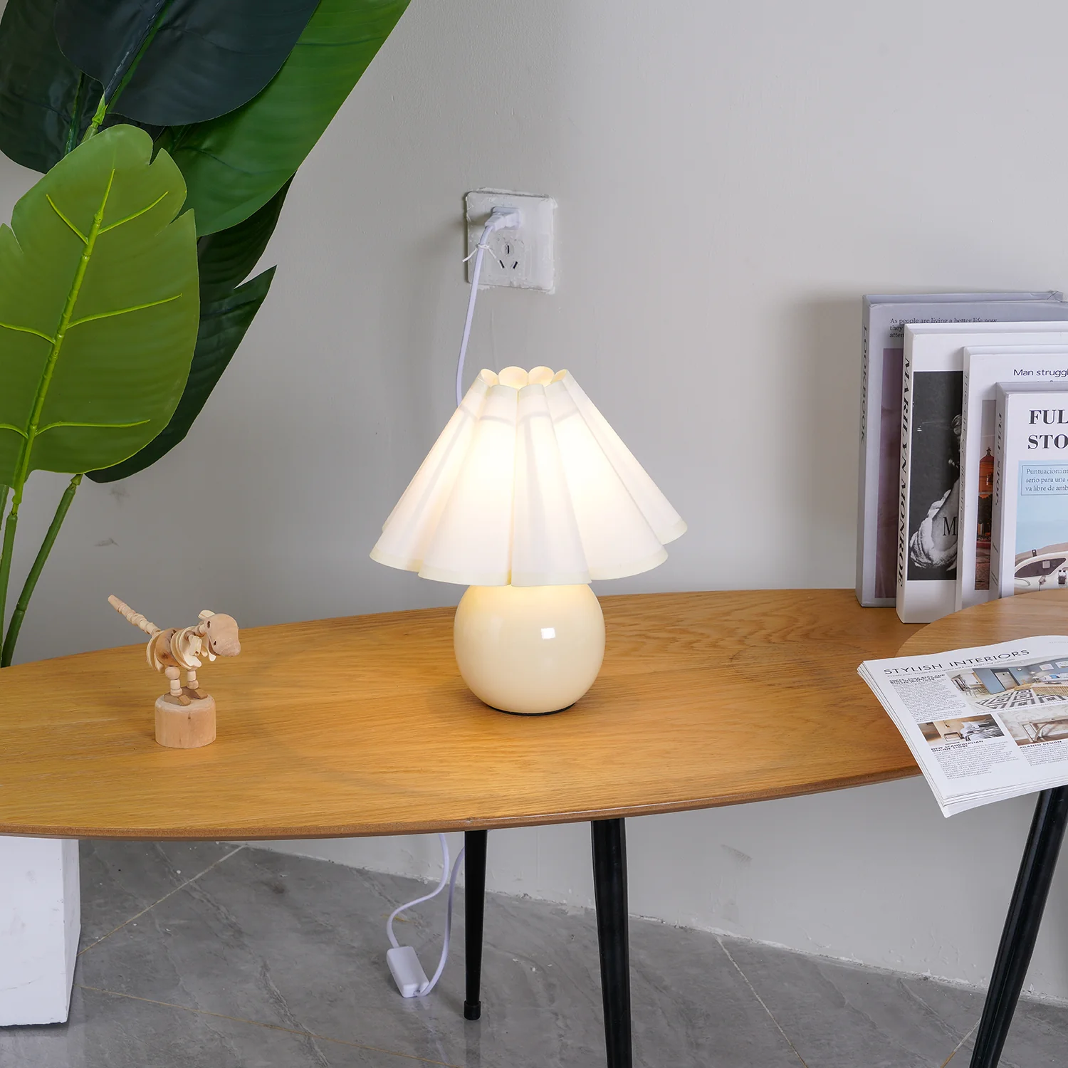 Kicsi Knife Pleat Table Lamp - Image 9