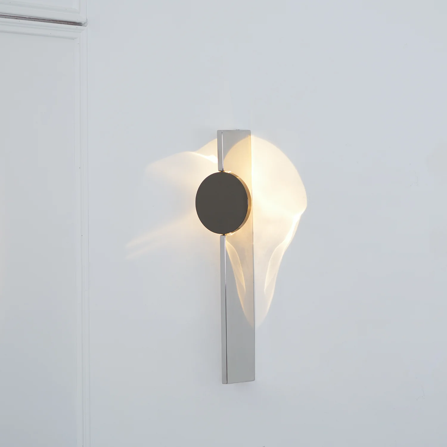 Kinetic Shadow Wall Lamp - Image 10