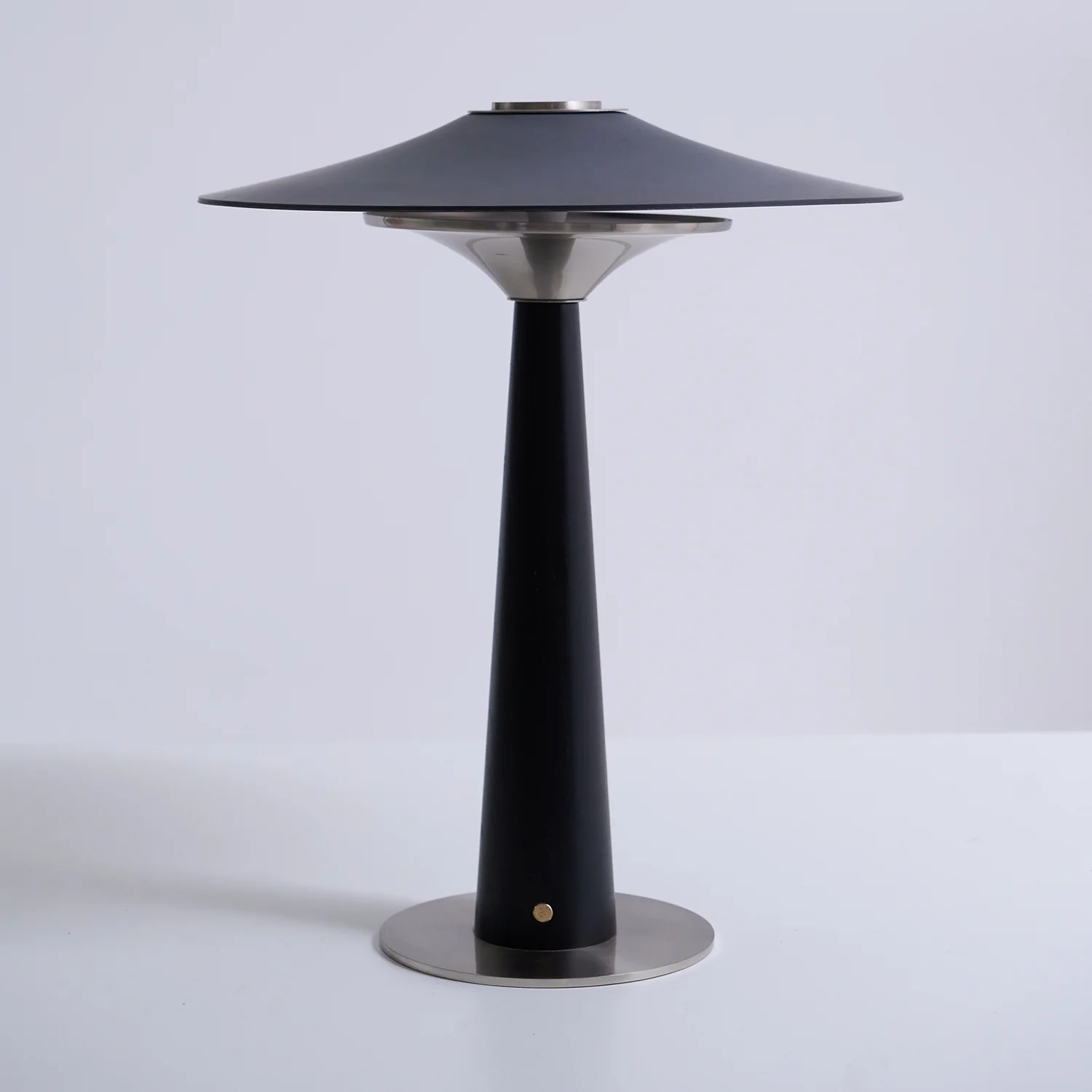 Kizu Peak Table Lamp - Image 33