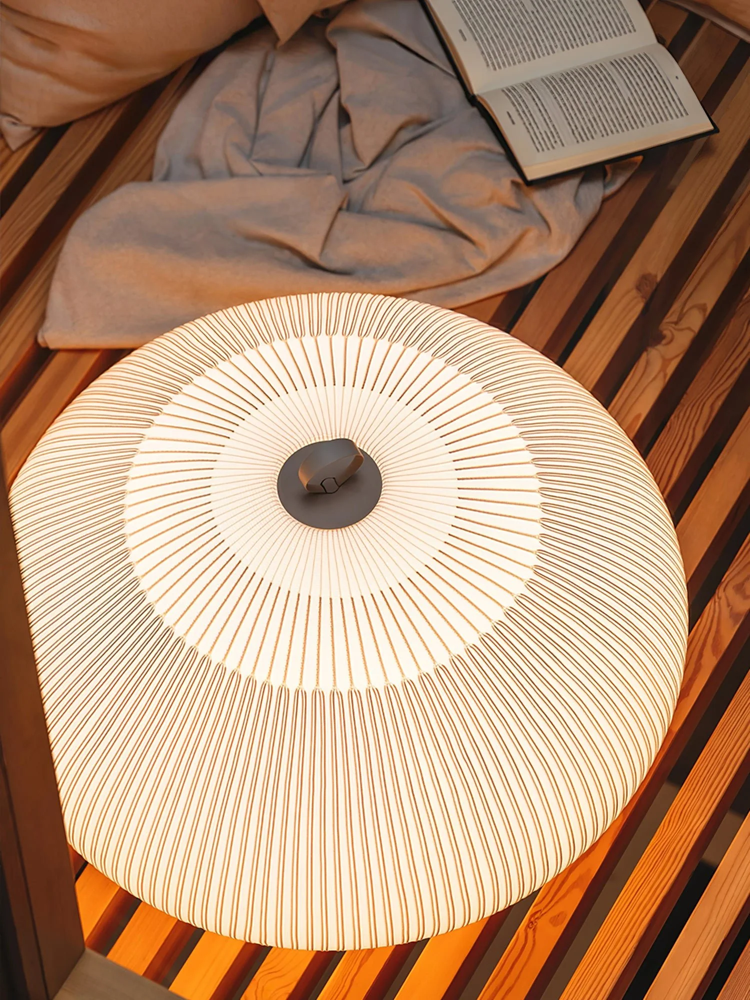 Lantern Knit Table Lamp - Image 4
