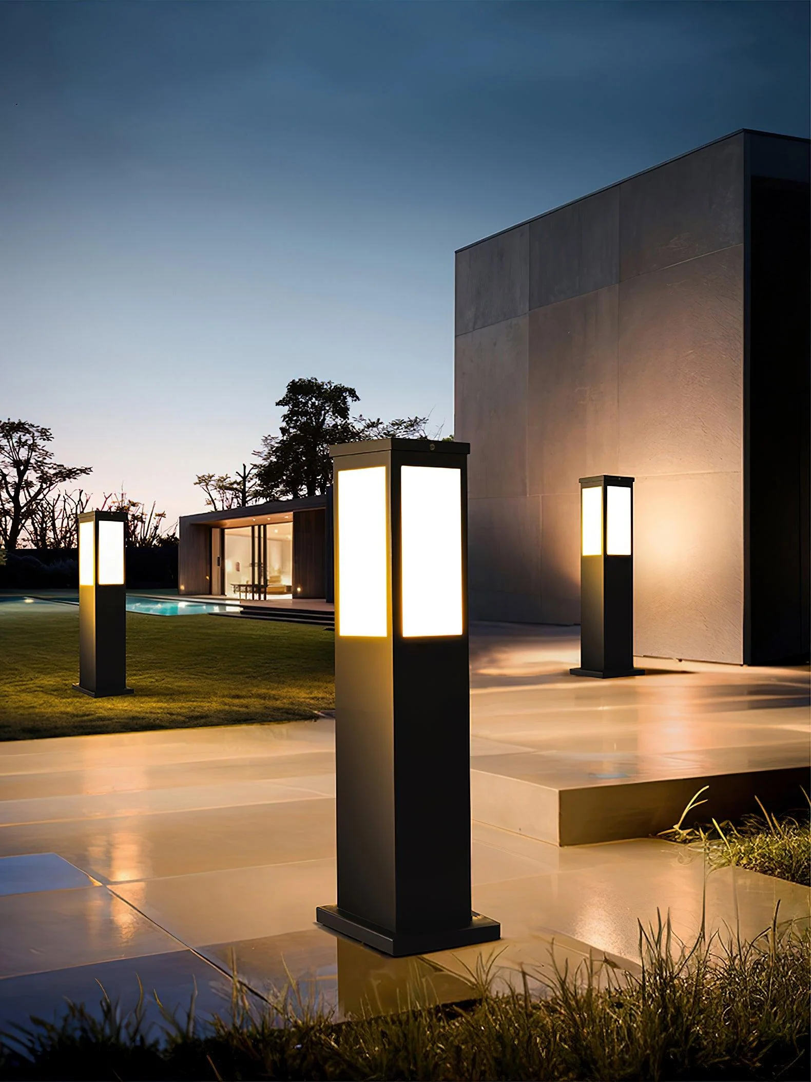 Kuzco Bollard Outdoor Light - Image 5