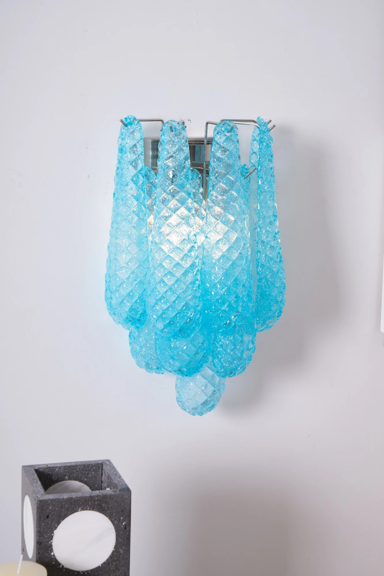 Lagoon Bloom Wall Lamp - Image 28