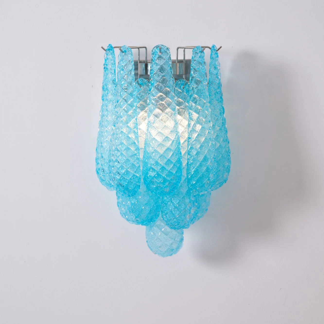 Lagoon Bloom Wall Lamp - Image 31