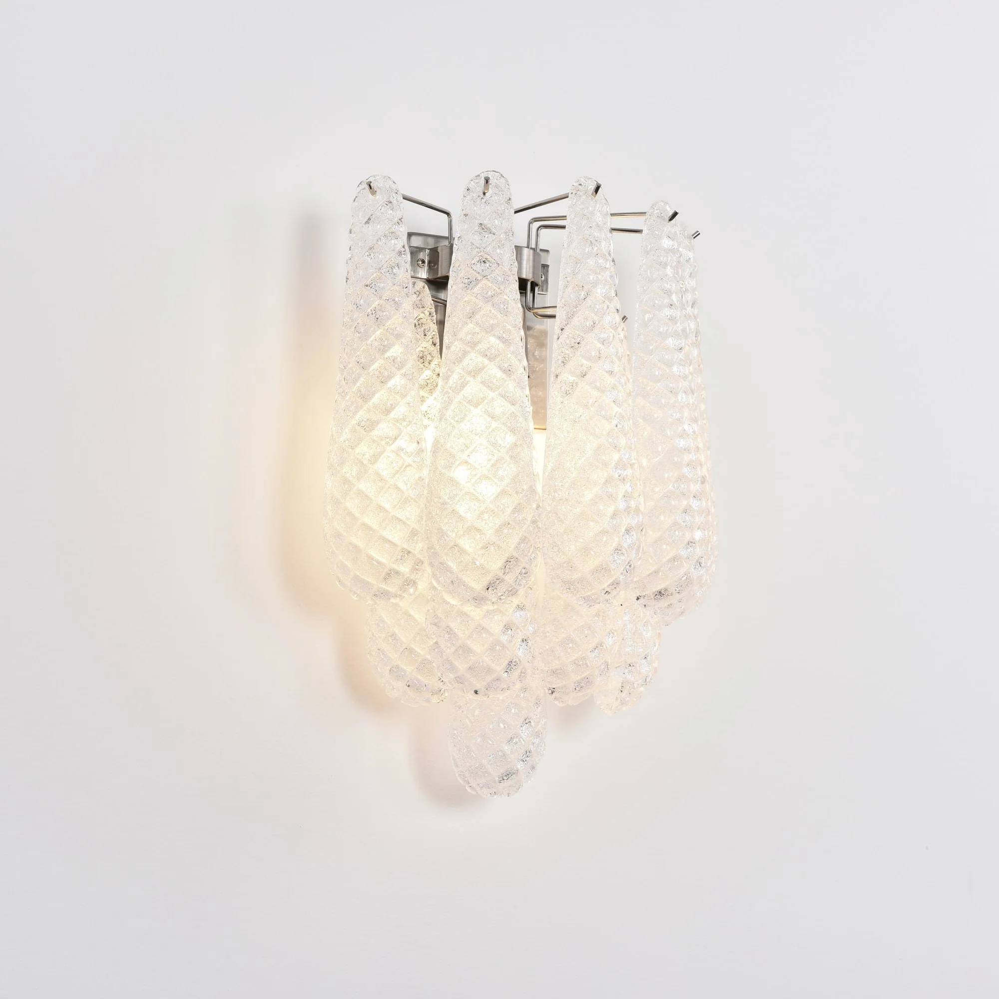 Lagoon Bloom Wall Lamp - Image 89