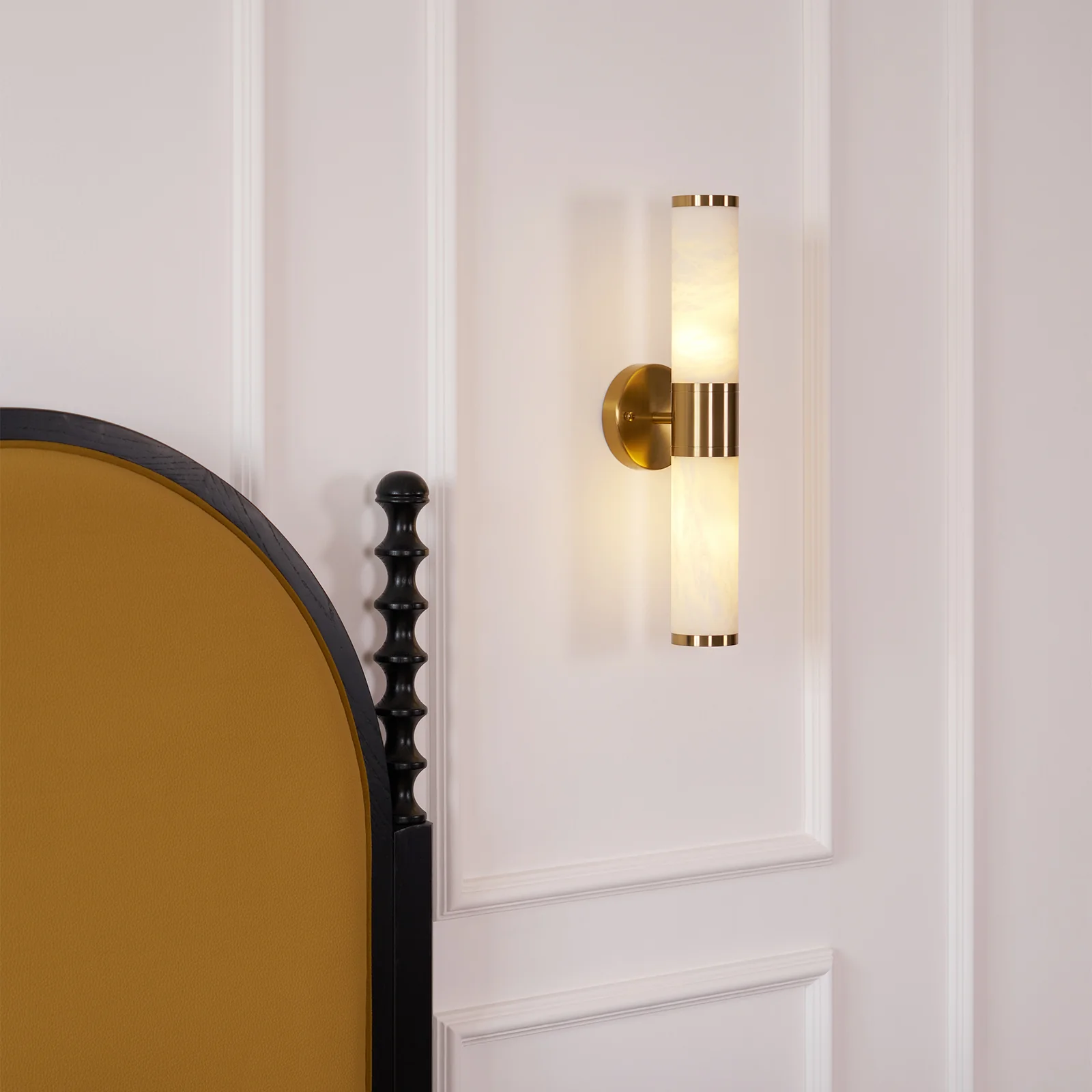 Lampatron Alabaster Wall Lamp - Image 3