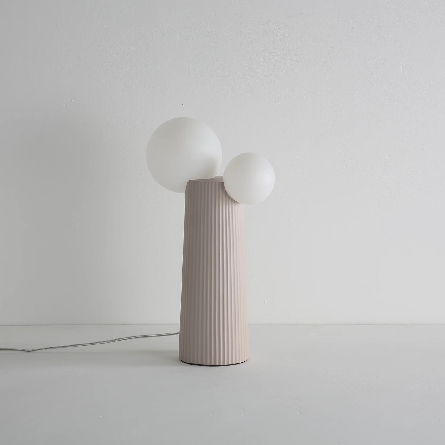 Land Table Lamp - Image 30