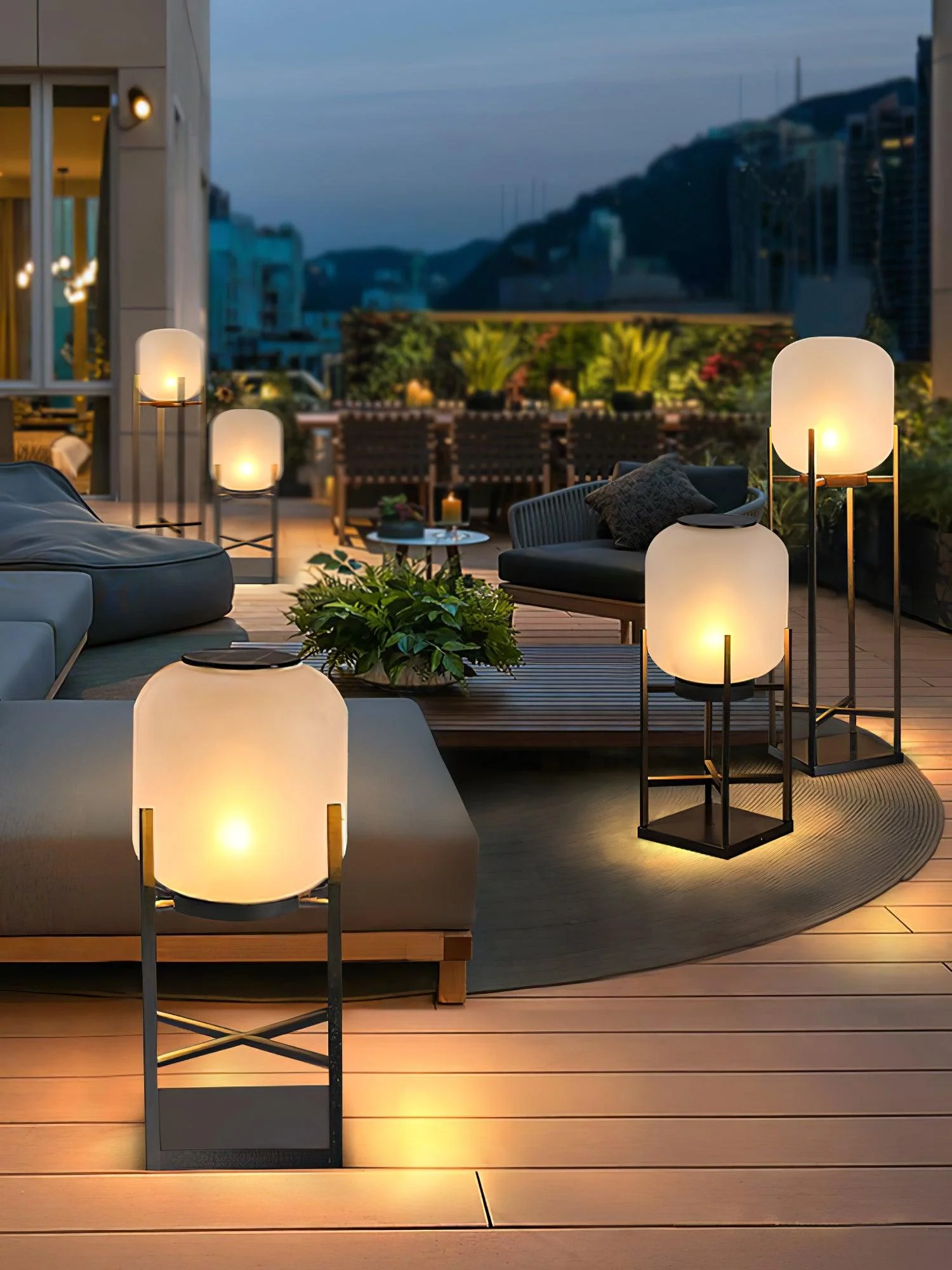 Lantern Outdoor Solar Floor Lamp - Image 21