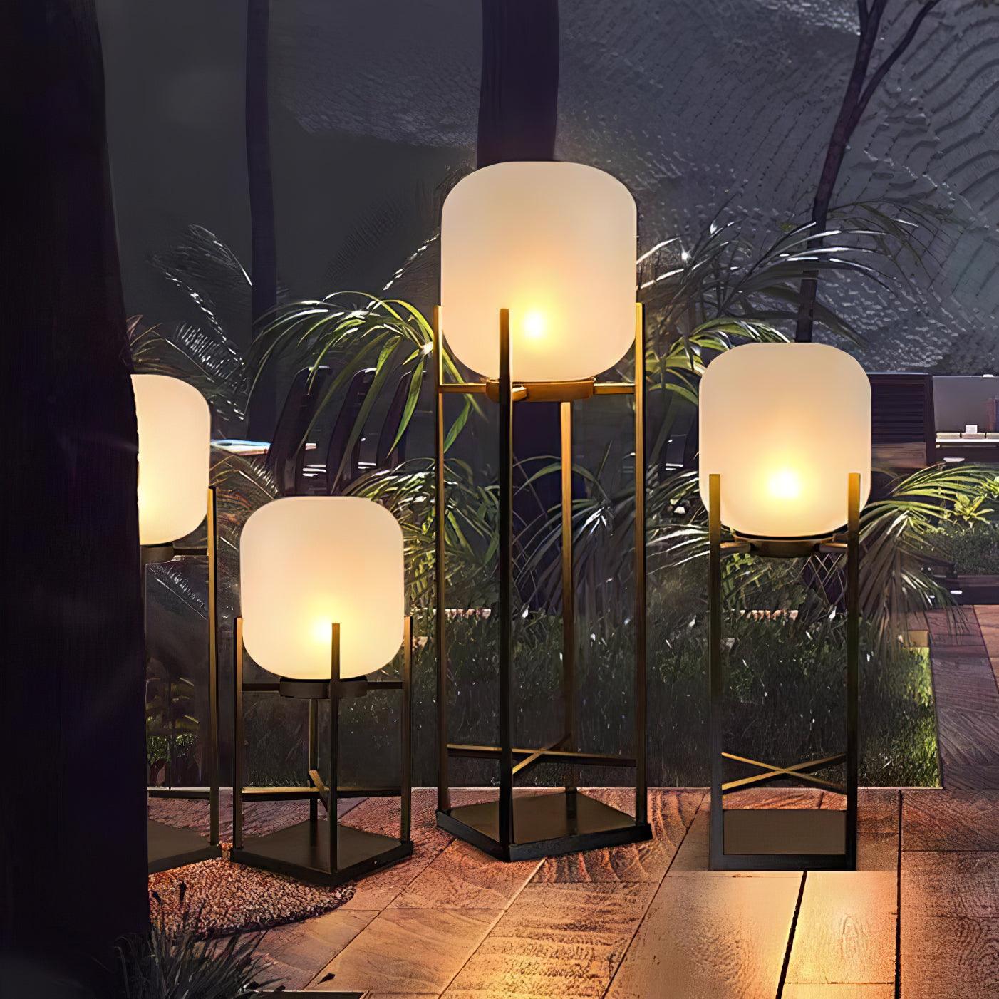 Lantern Outdoor Solar Floor Lamp - Image 9