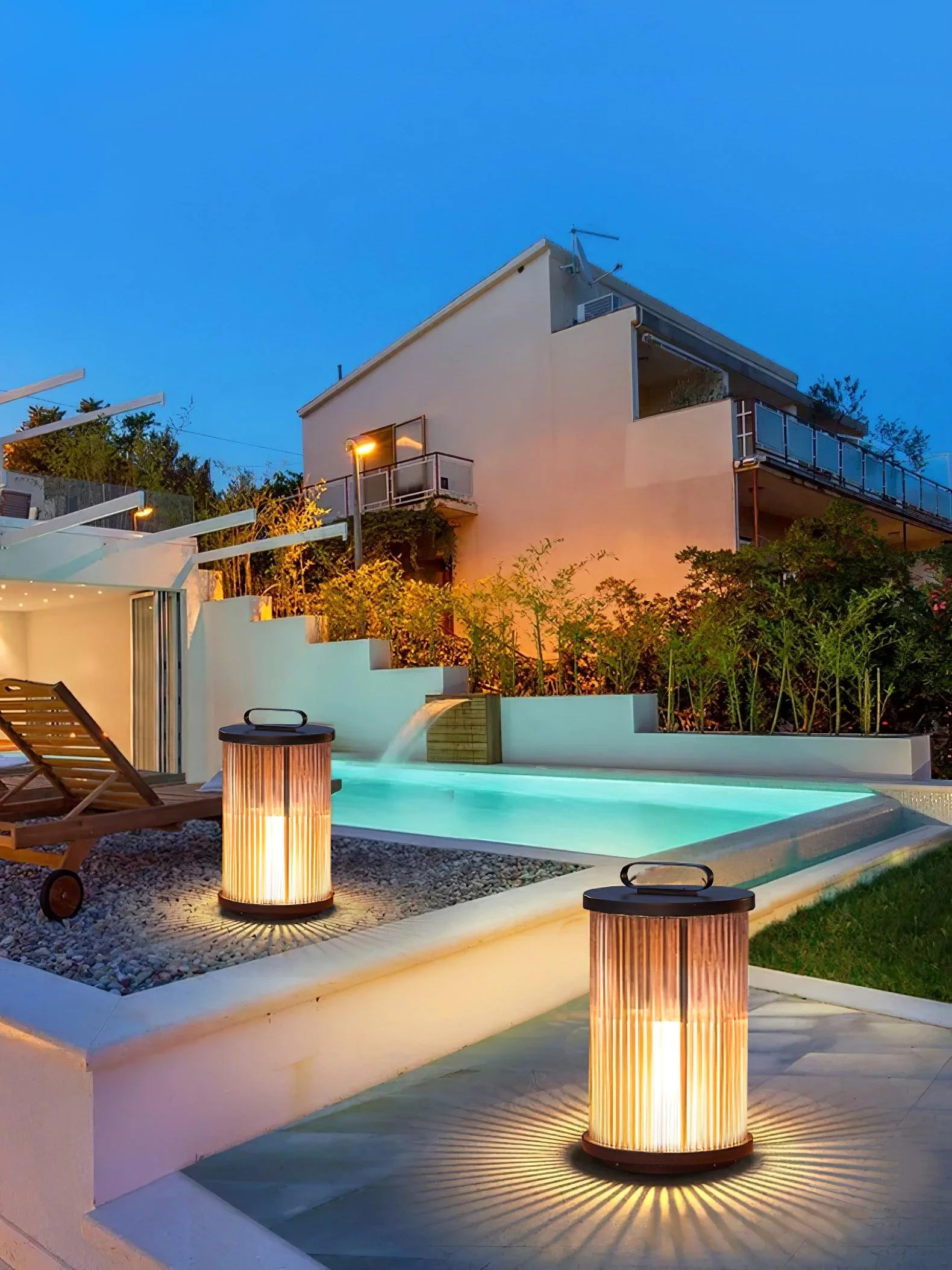 Lantern Garden Solar Outdoor Light - Image 15