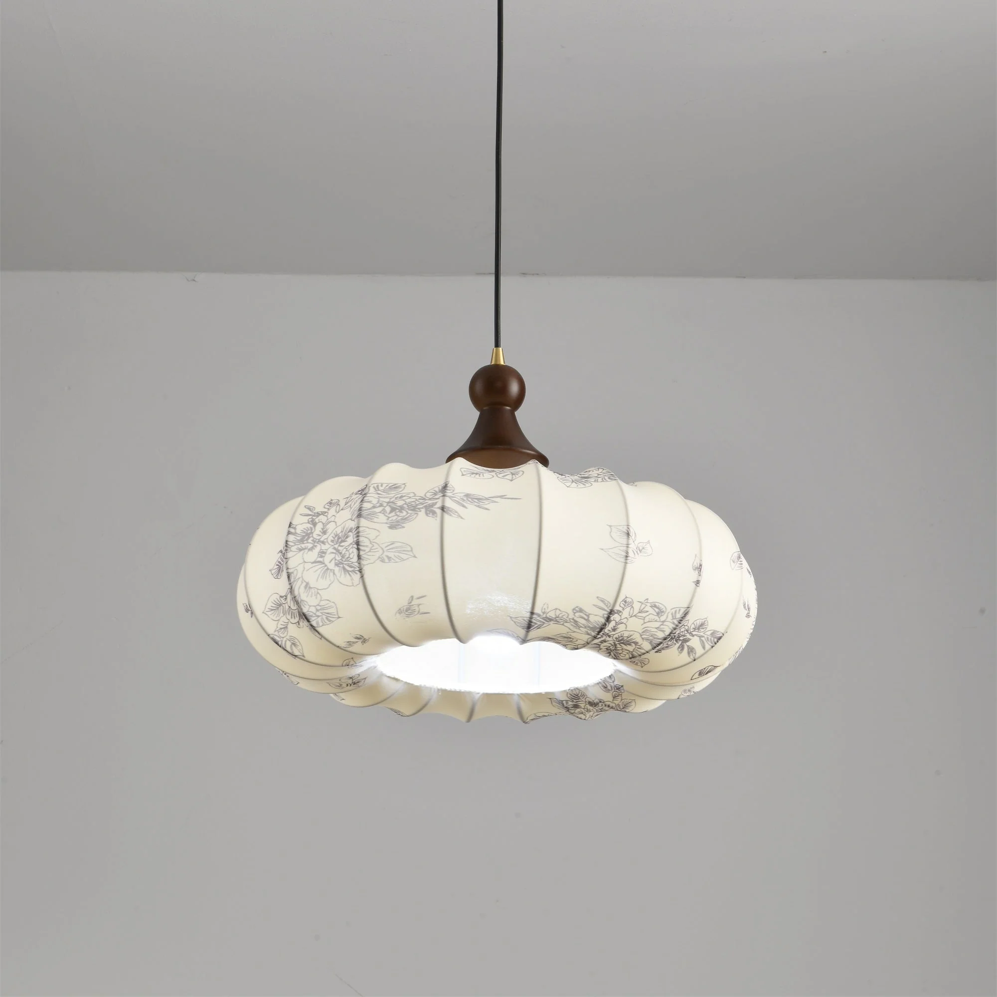 Lanterna Bloom Pendant Lamp - Image 9