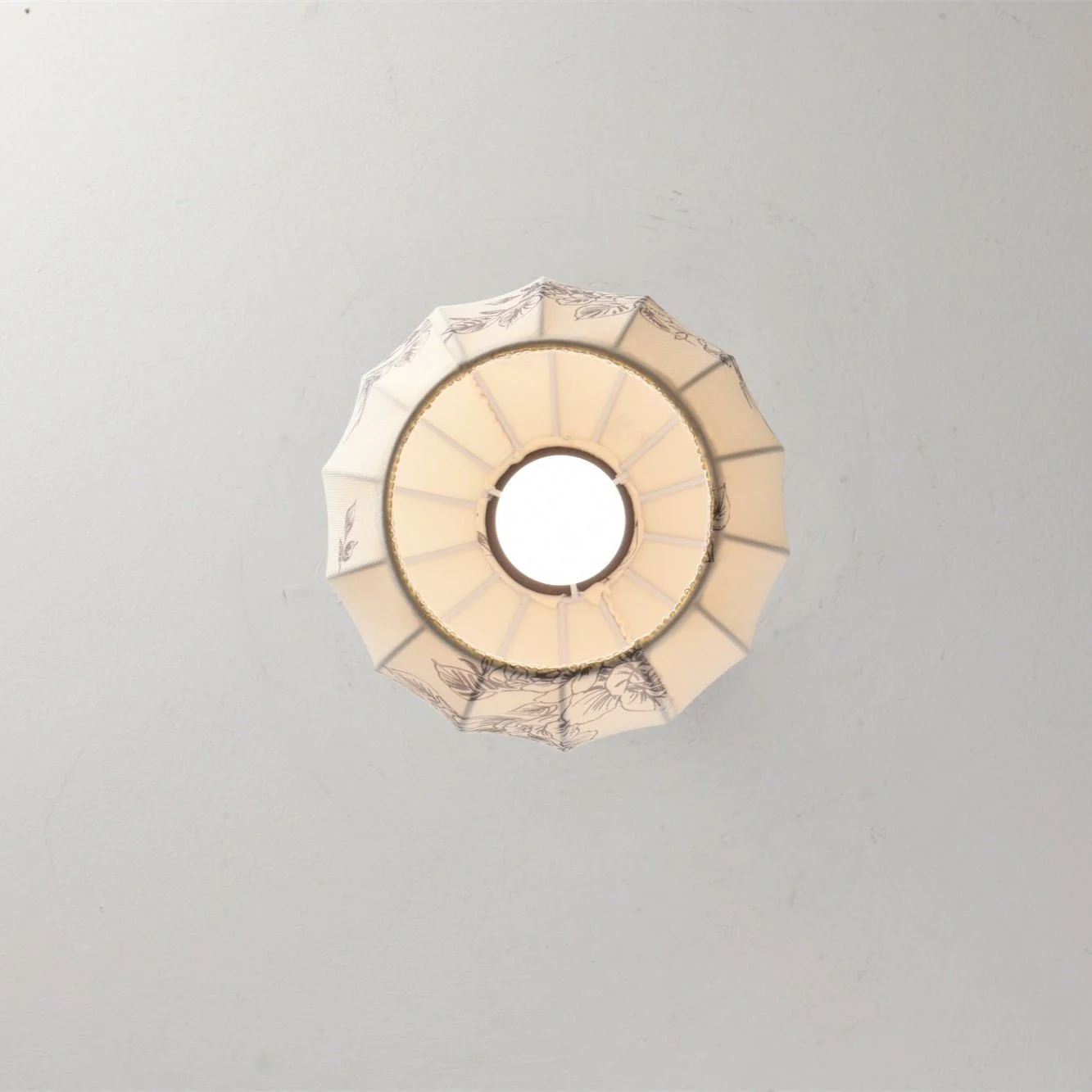 Lanterna Pearl Pendant Lamp - Image 14