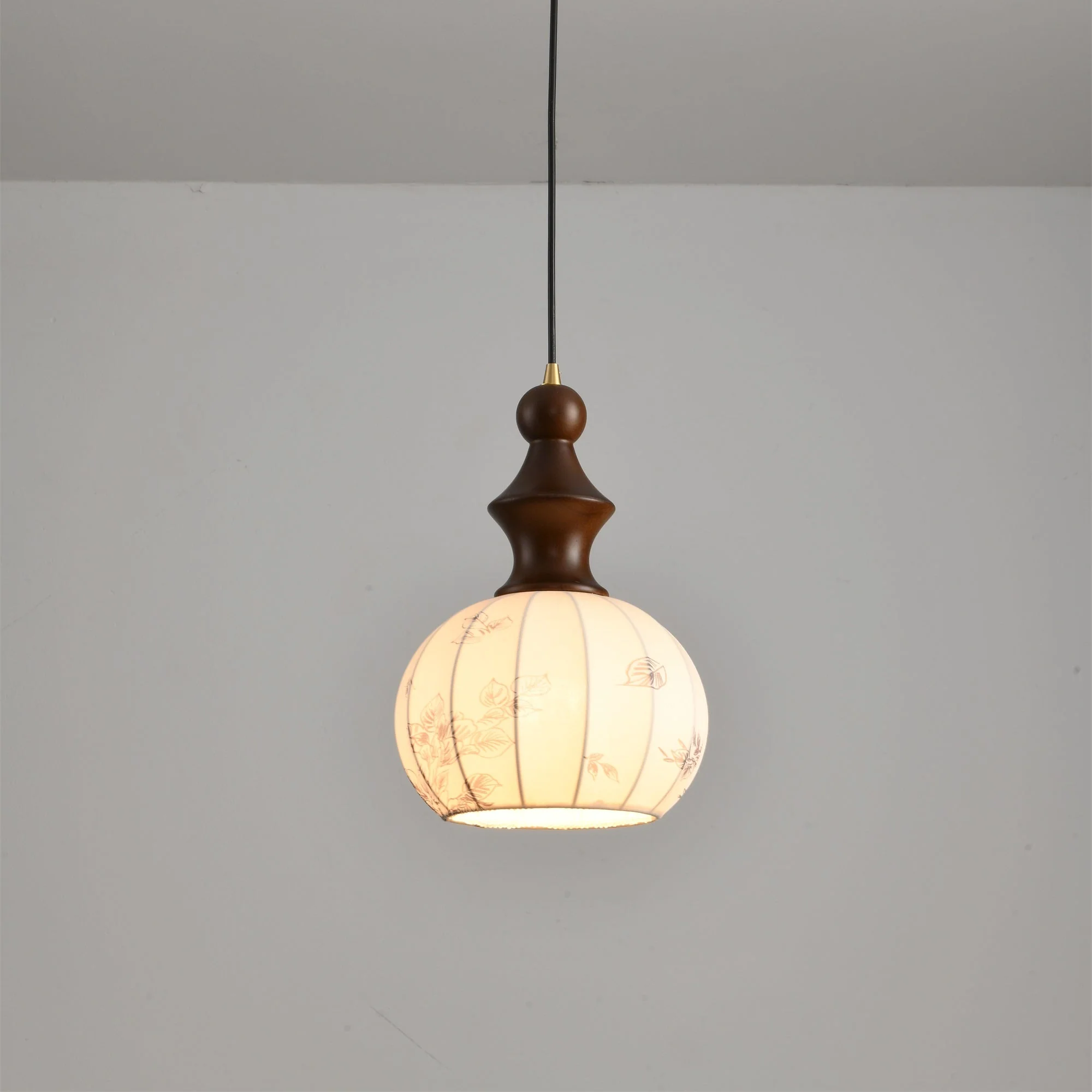 Lanterna Pearl Pendant Lamp - Image 2