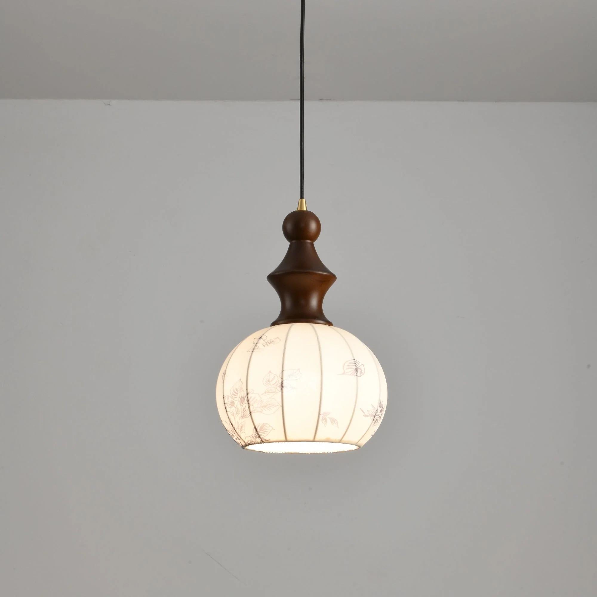 Lanterna Pearl Pendant Lamp - Image 4
