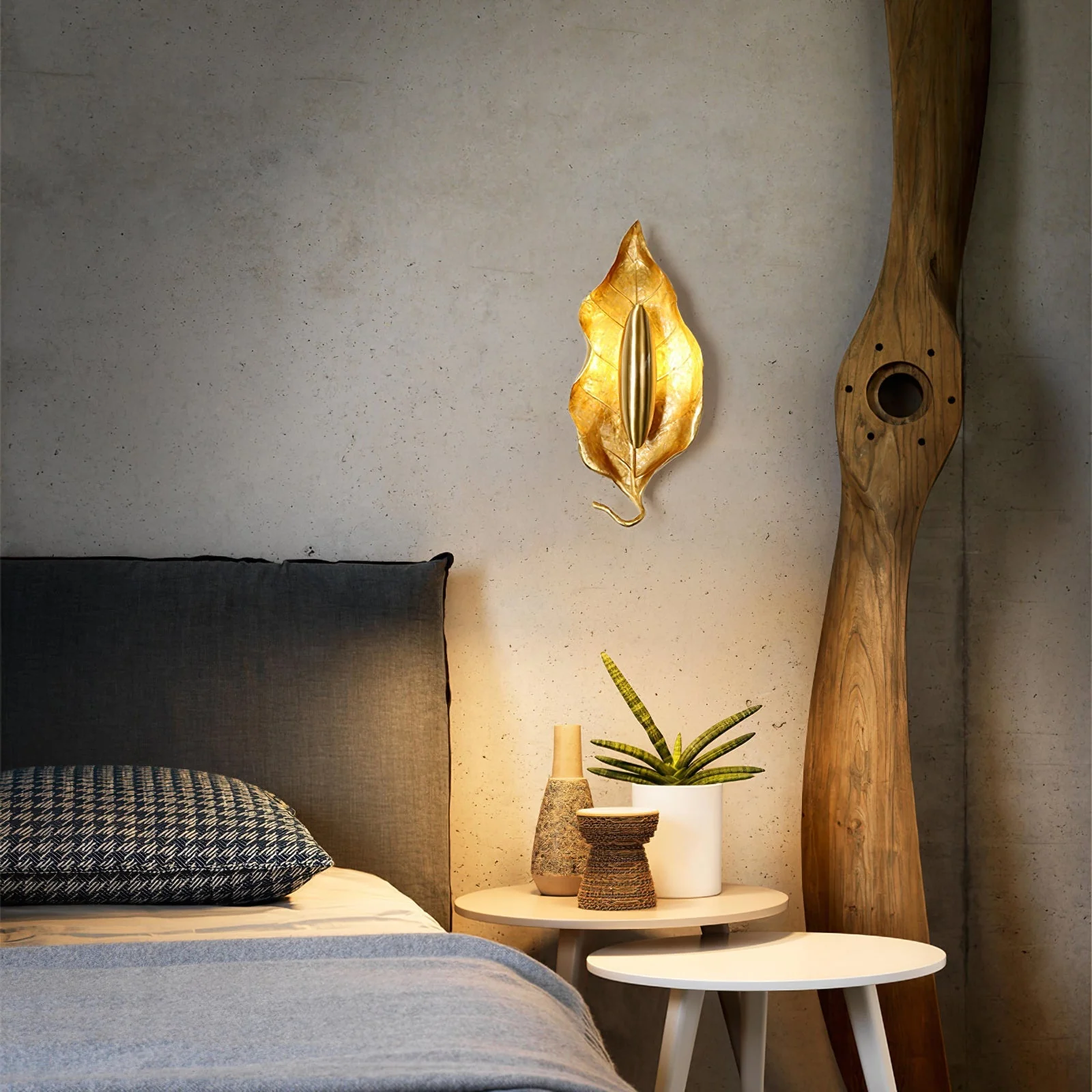 Leaf Brass Wall Lamp - Image 19